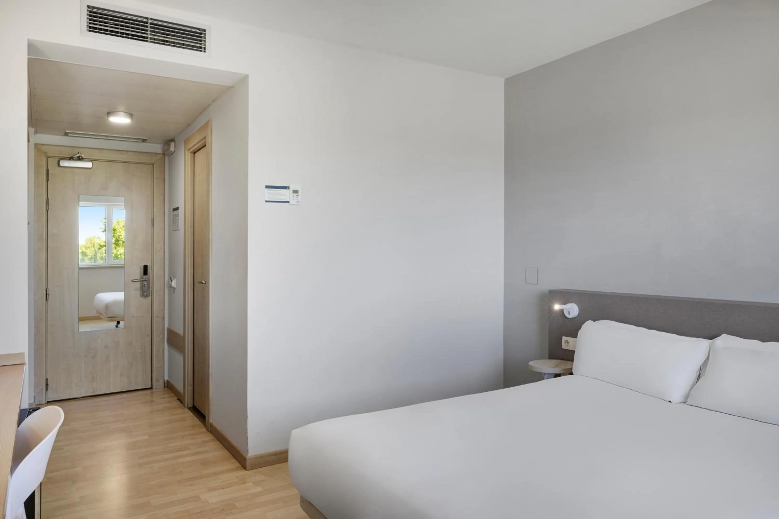 Bed in B&B HOTEL Madrid Las Rozas