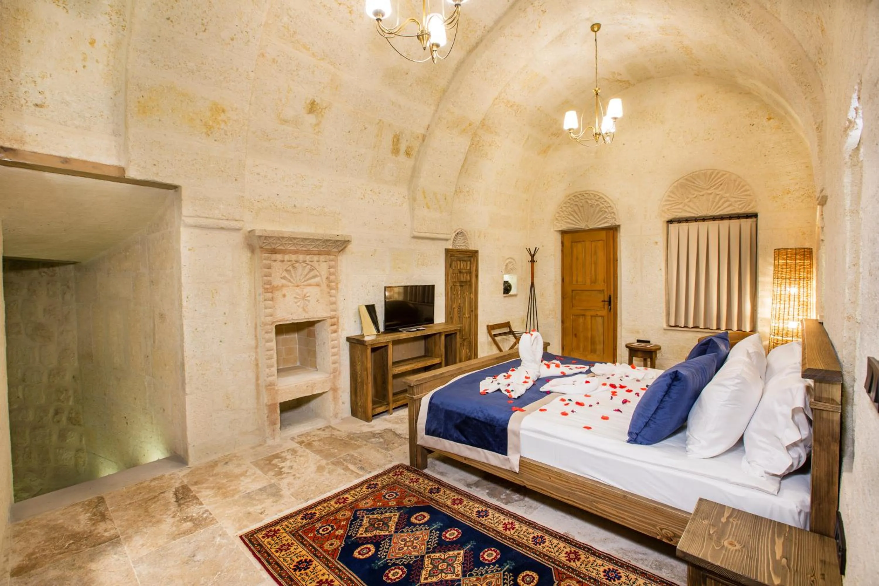 Bed in Sinasos Evleri