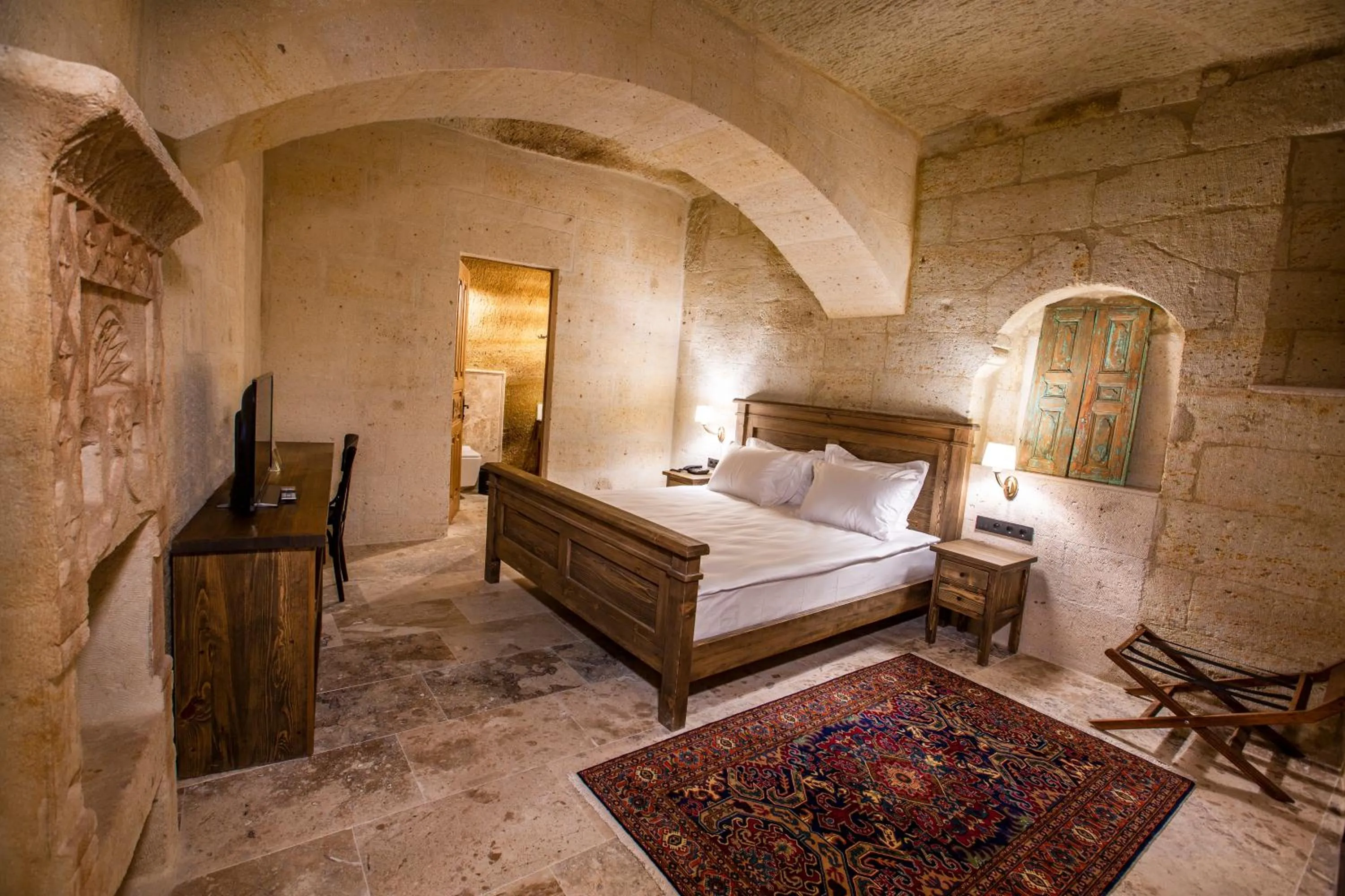 Bed in Sinasos Evleri