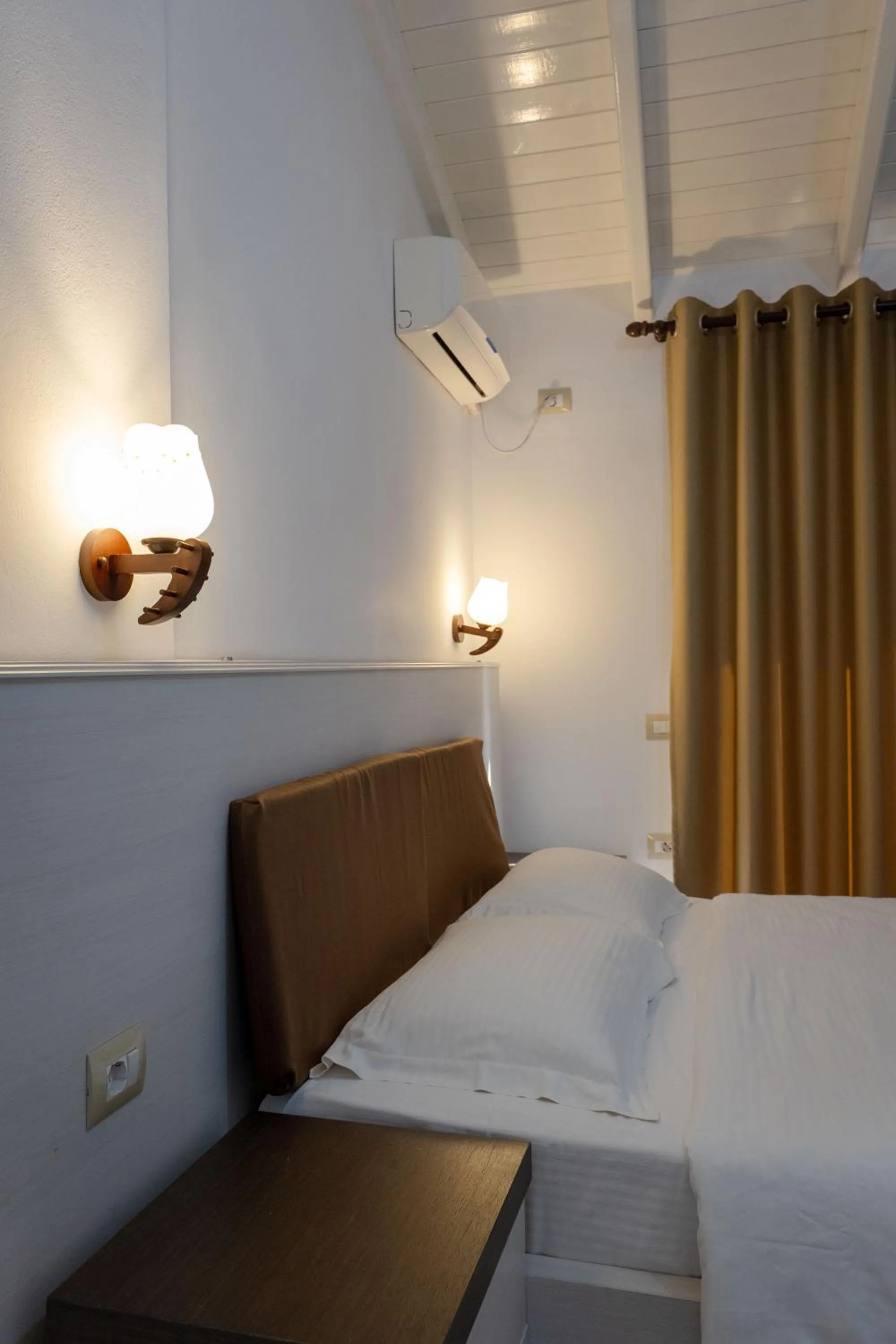 Bedroom, Bed in Mariksel HOTEL