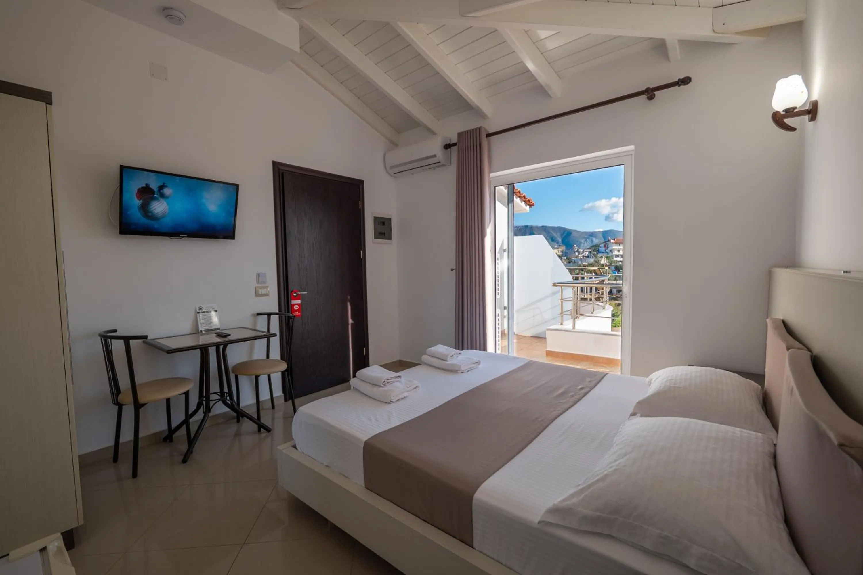 Photo of the whole room, Bed in Mariksel HOTEL