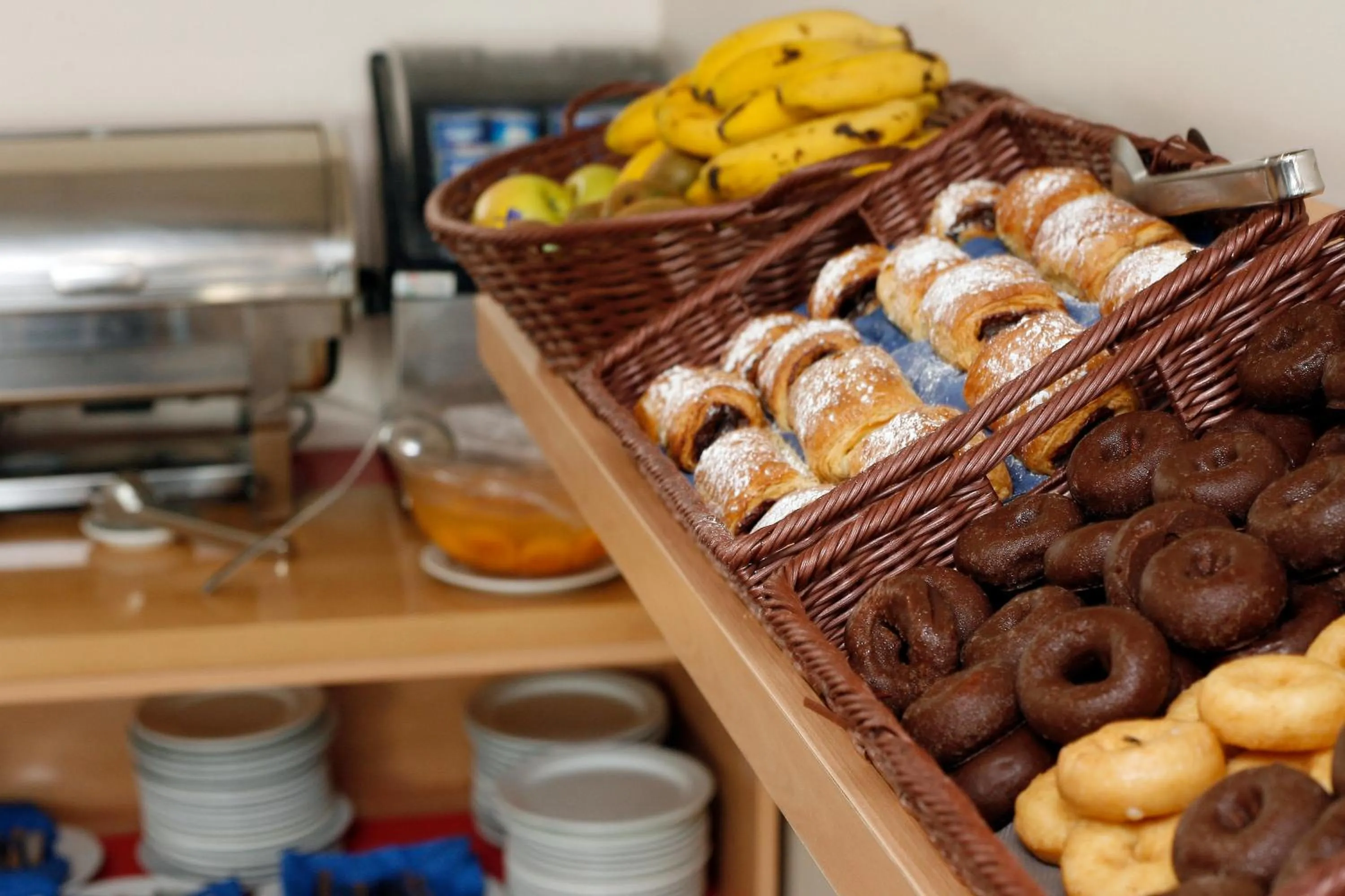 Breakfast in Travelodge Barcelona Fira