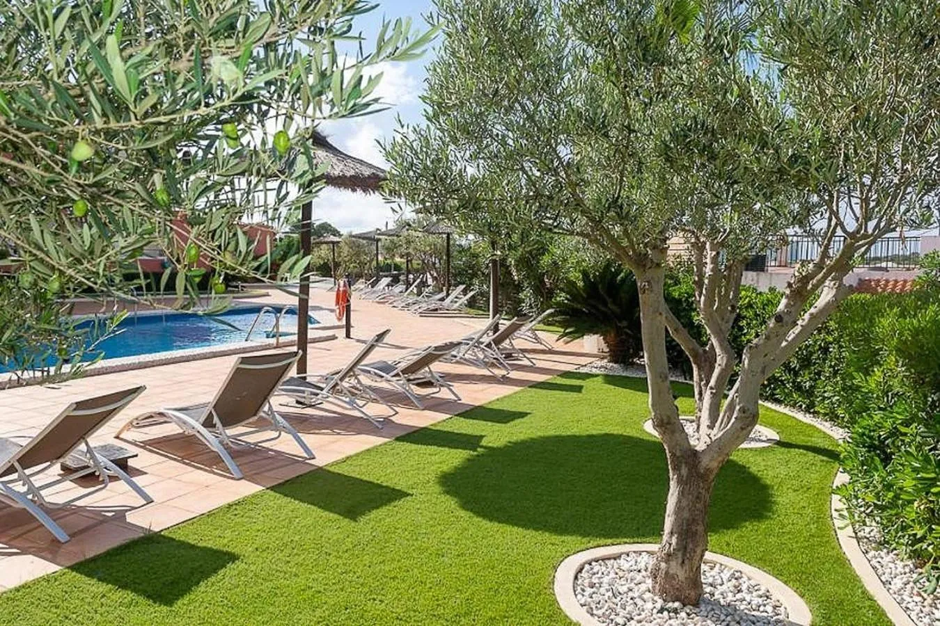 Garden in Hotel Sa Barrera - Adults Only