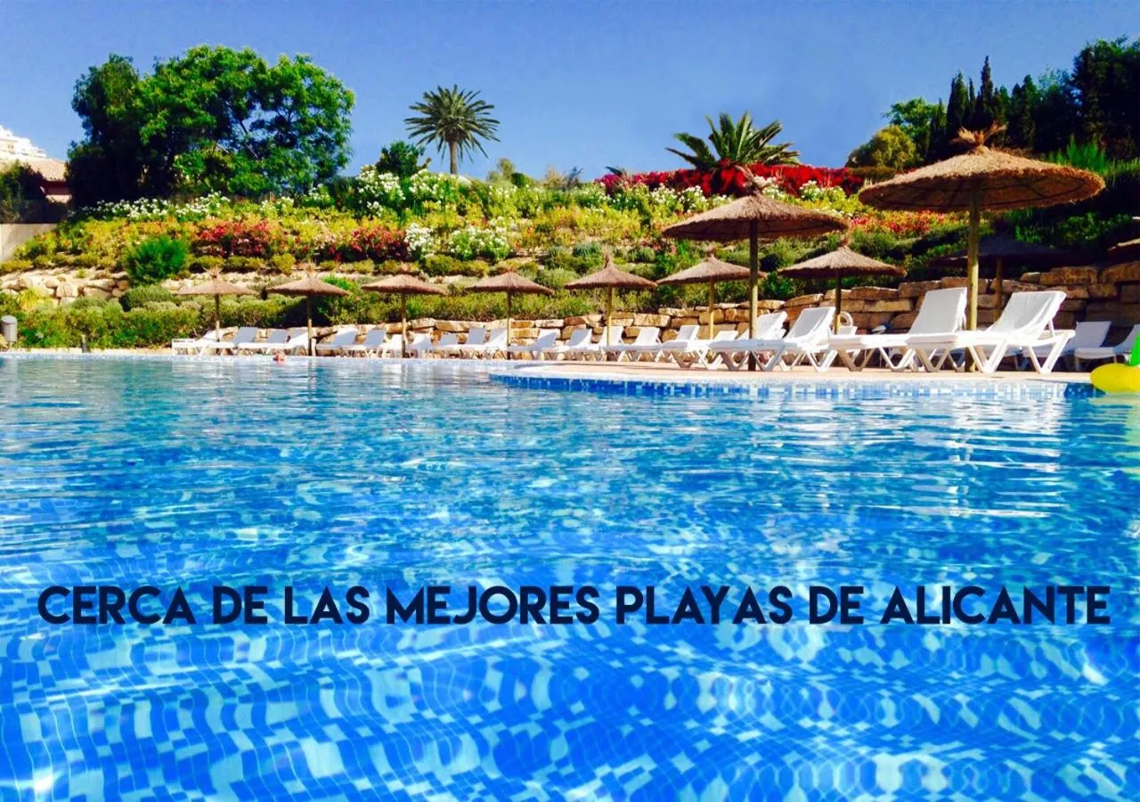 Swimming pool in Hotel Bonalba Alicante