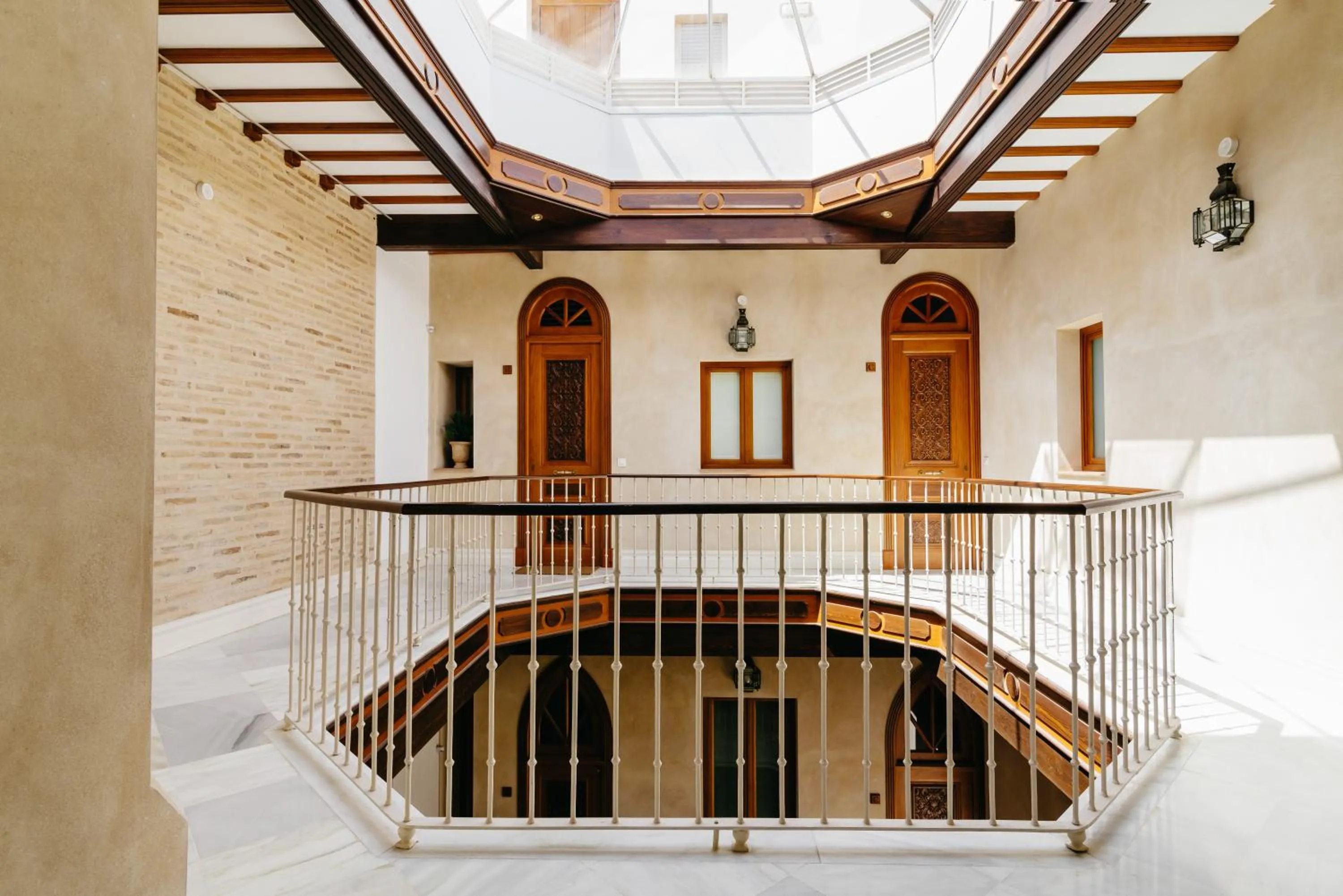 innCádizPalacio Apolo