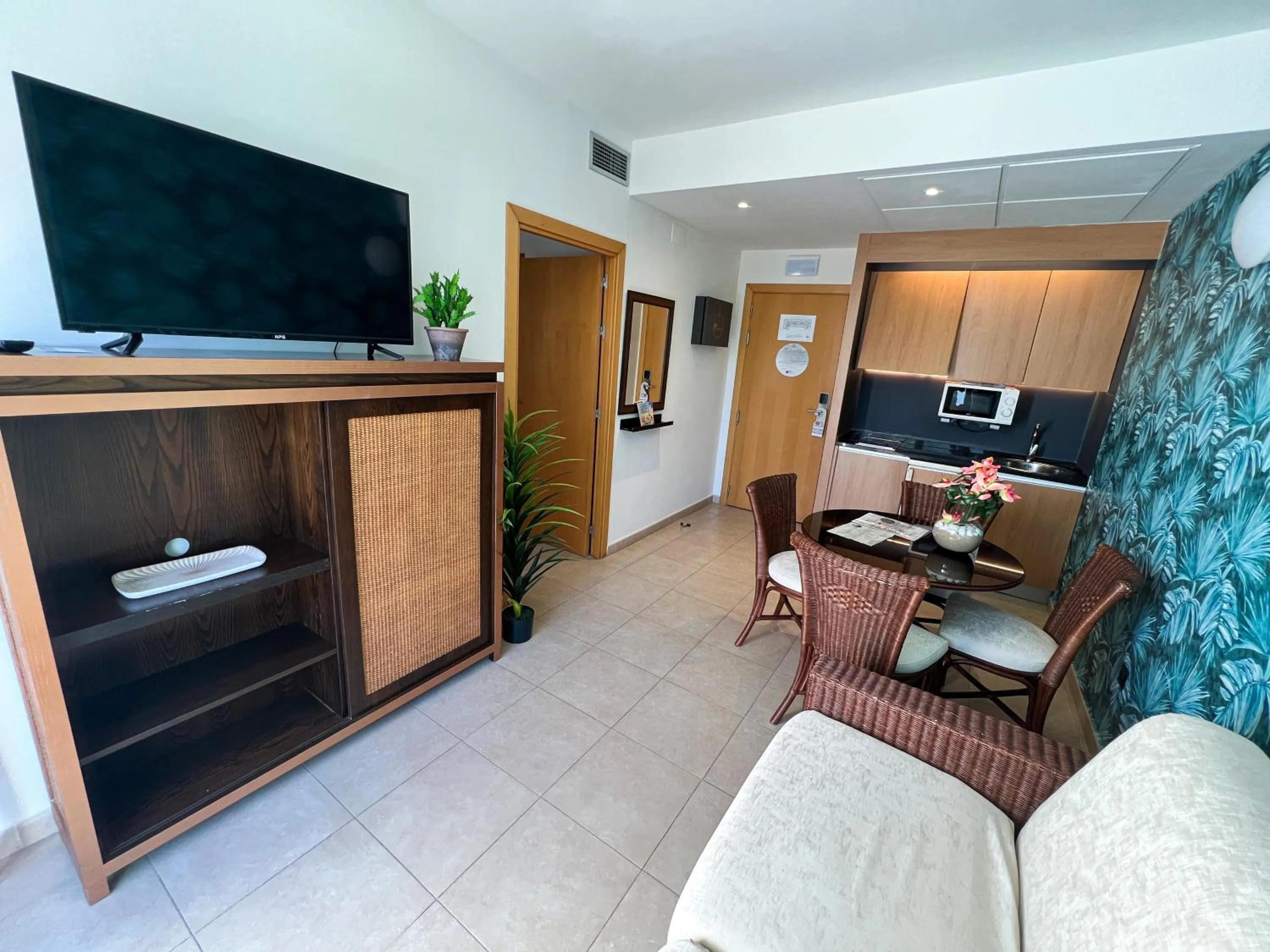 TV and multimedia in ON Family Islantilla