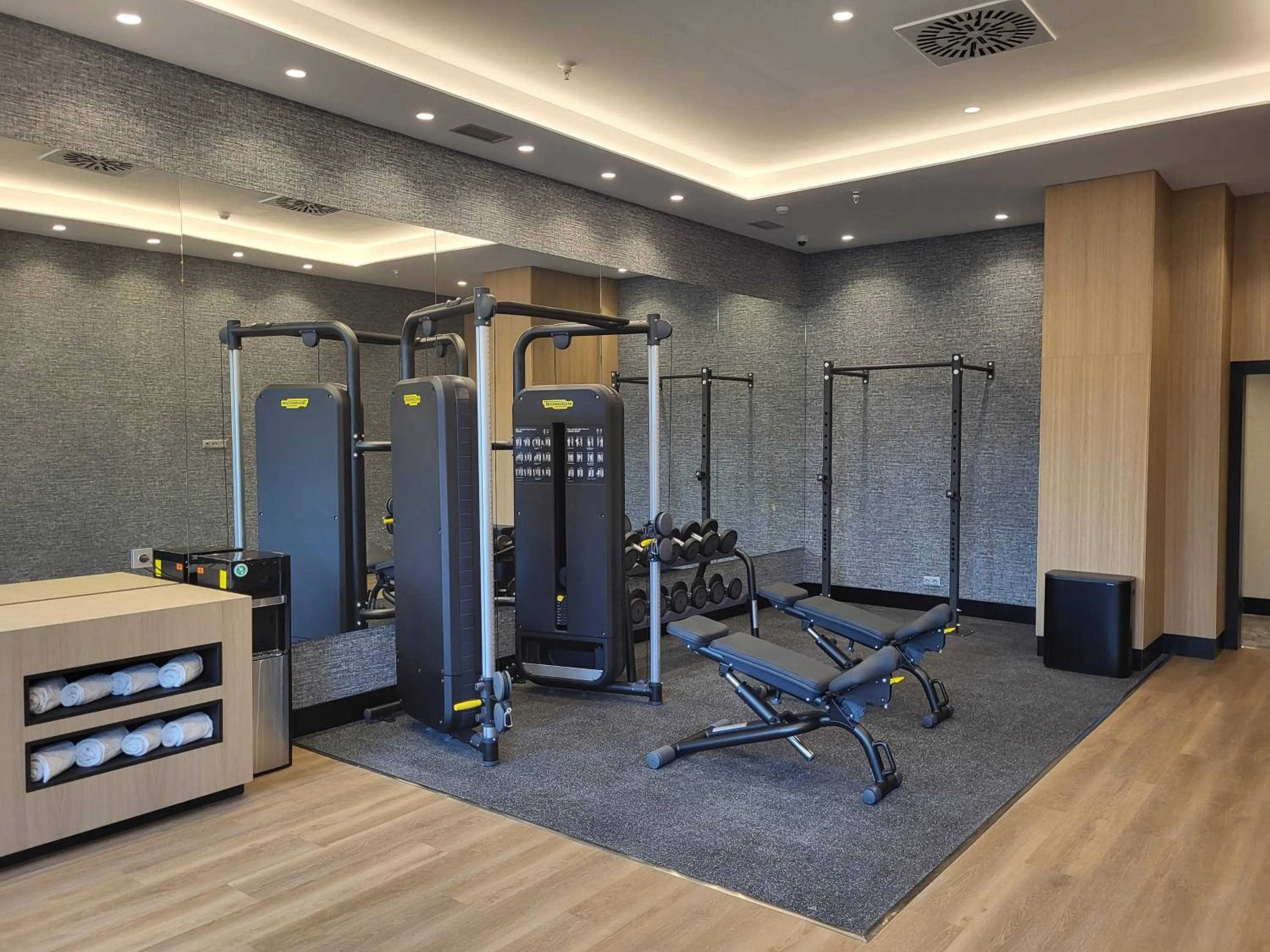 Fitness centre/facilities in Ilunion Valencia 3