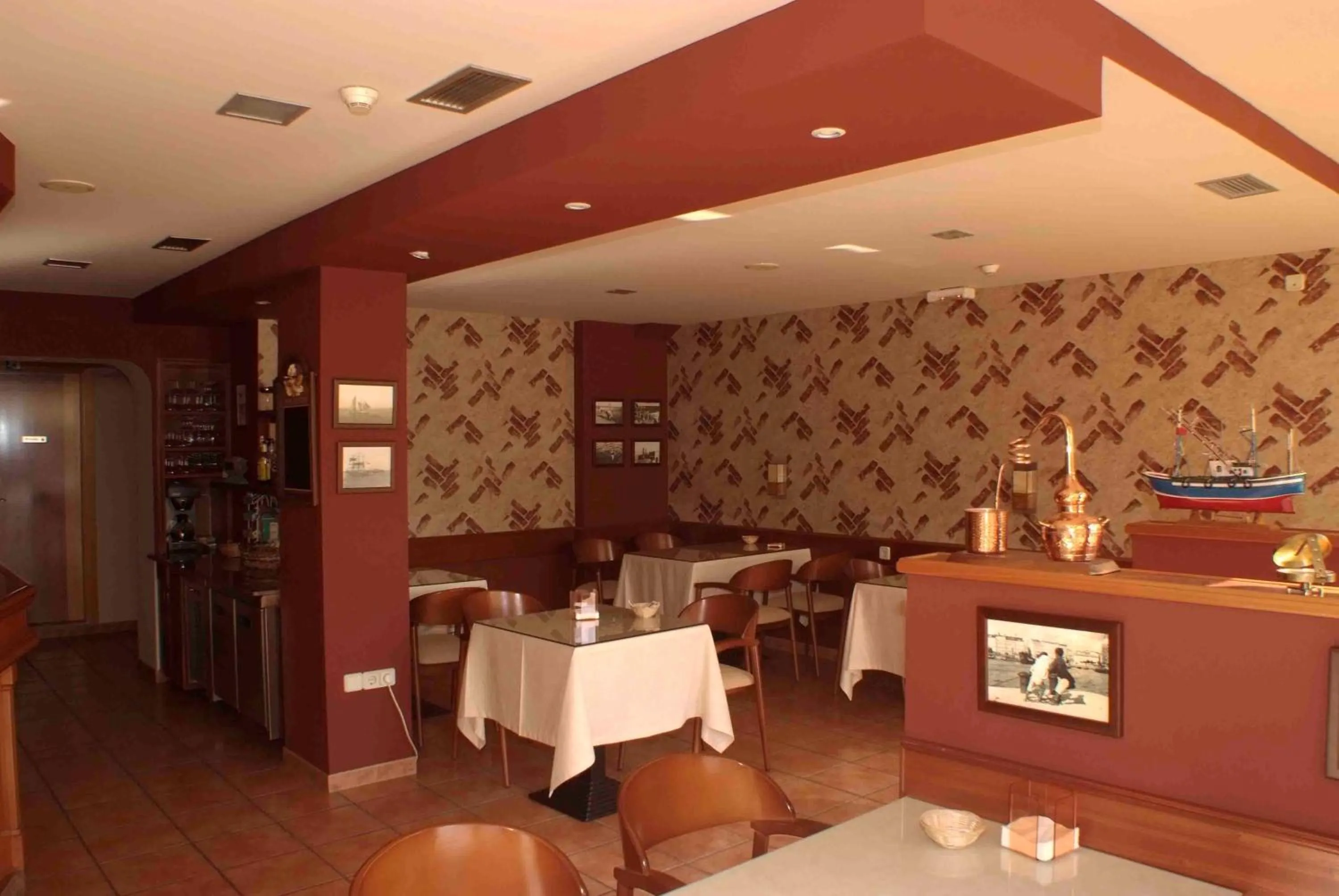 Restaurant/places to eat in Hotel El Pescador