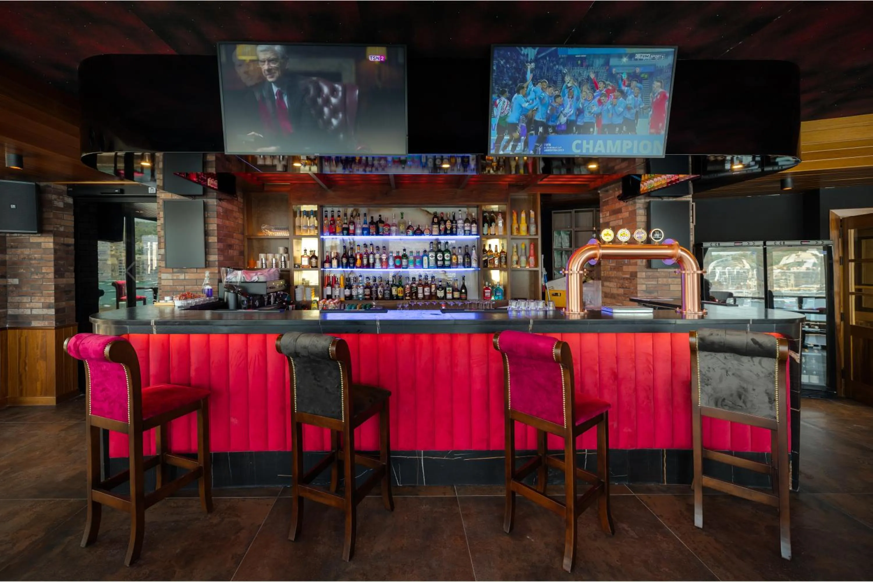 Lounge or bar in Damare Resort & SPA