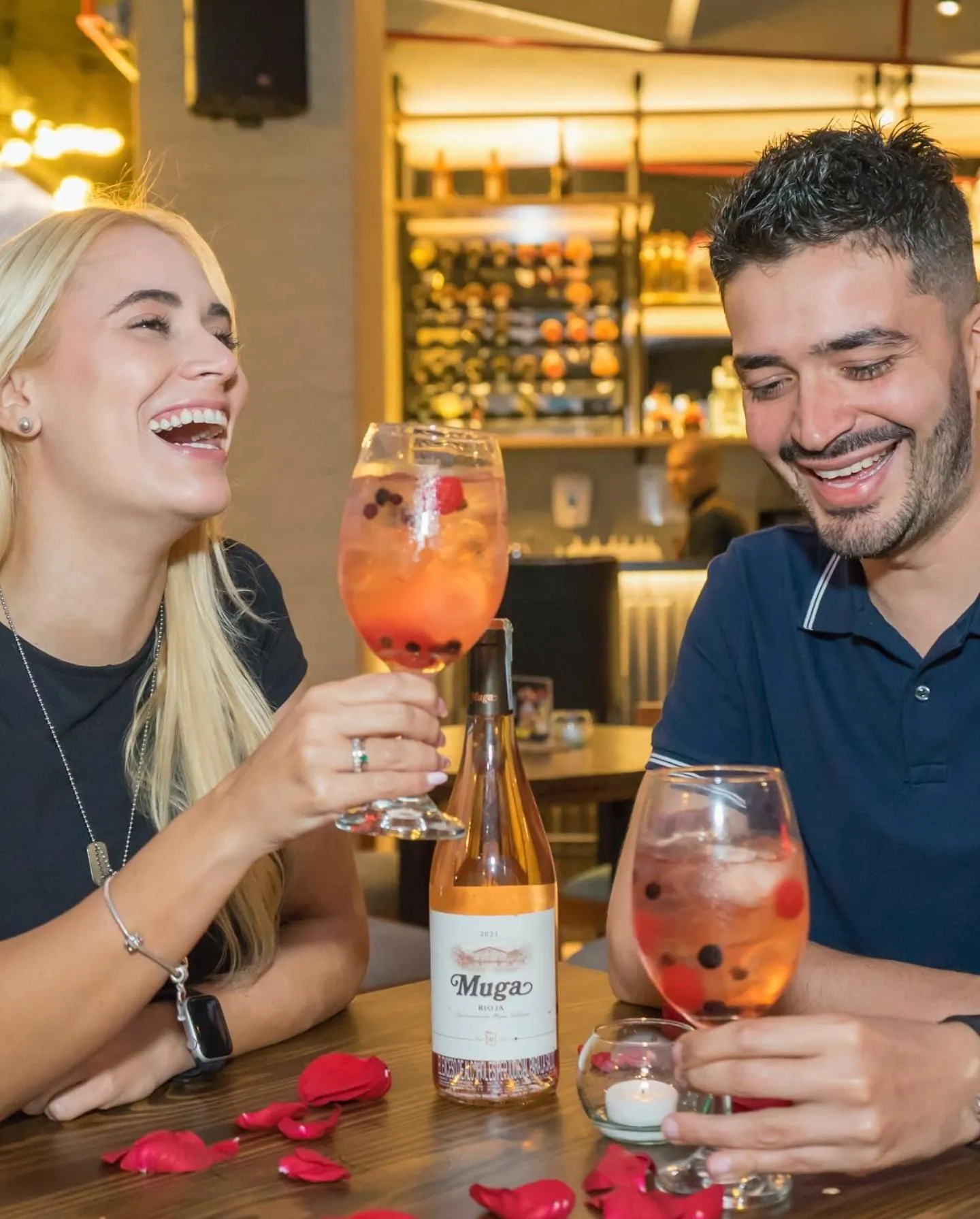 Restaurant/places to eat in Hotel Living by Armoniko