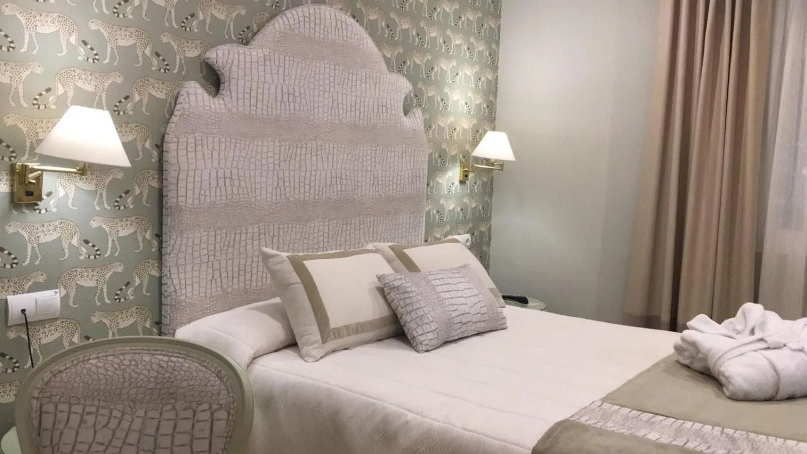Bedroom, Bed in Adriano Boutique Sevilla