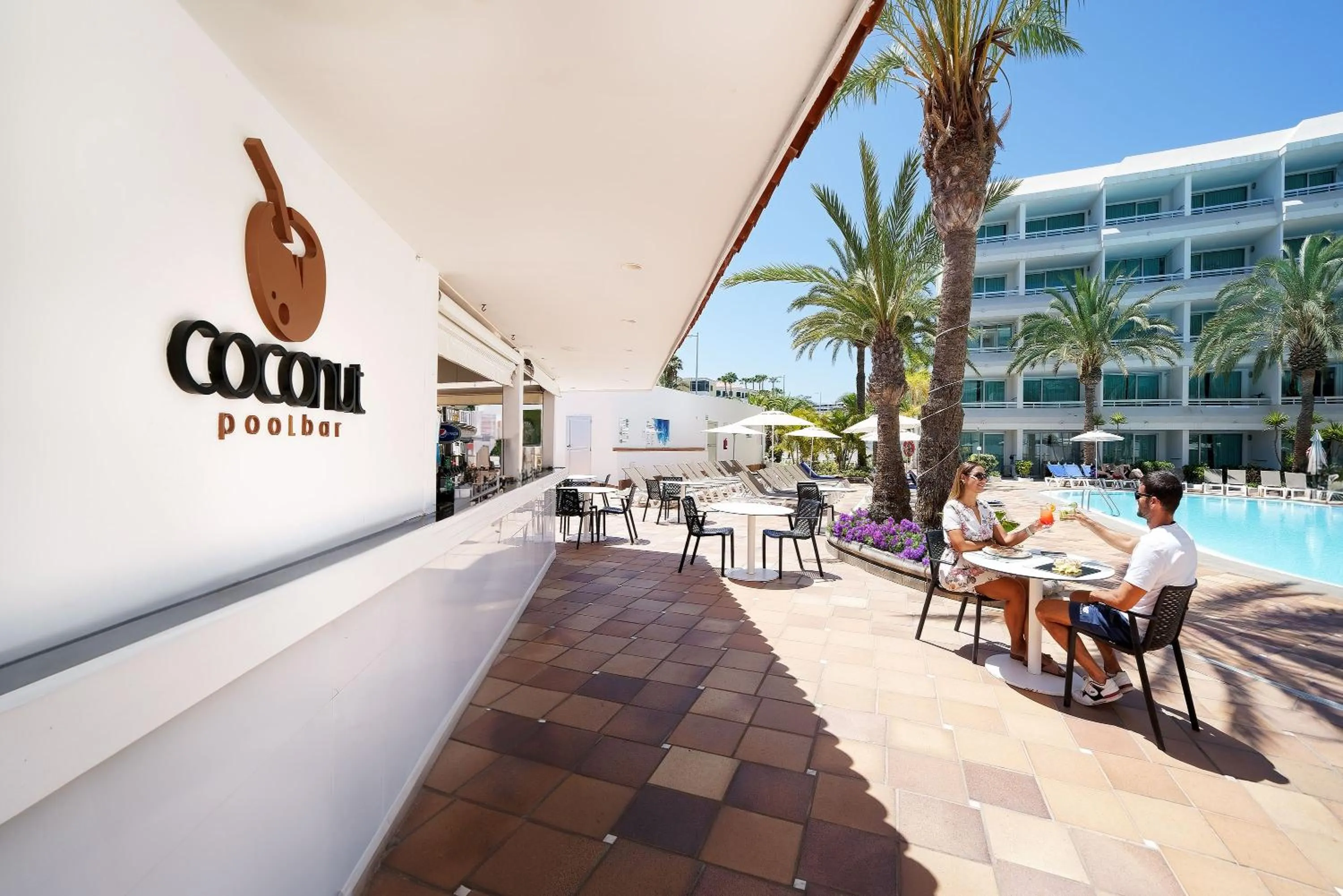 Lounge or bar in Labranda Bronze Playa