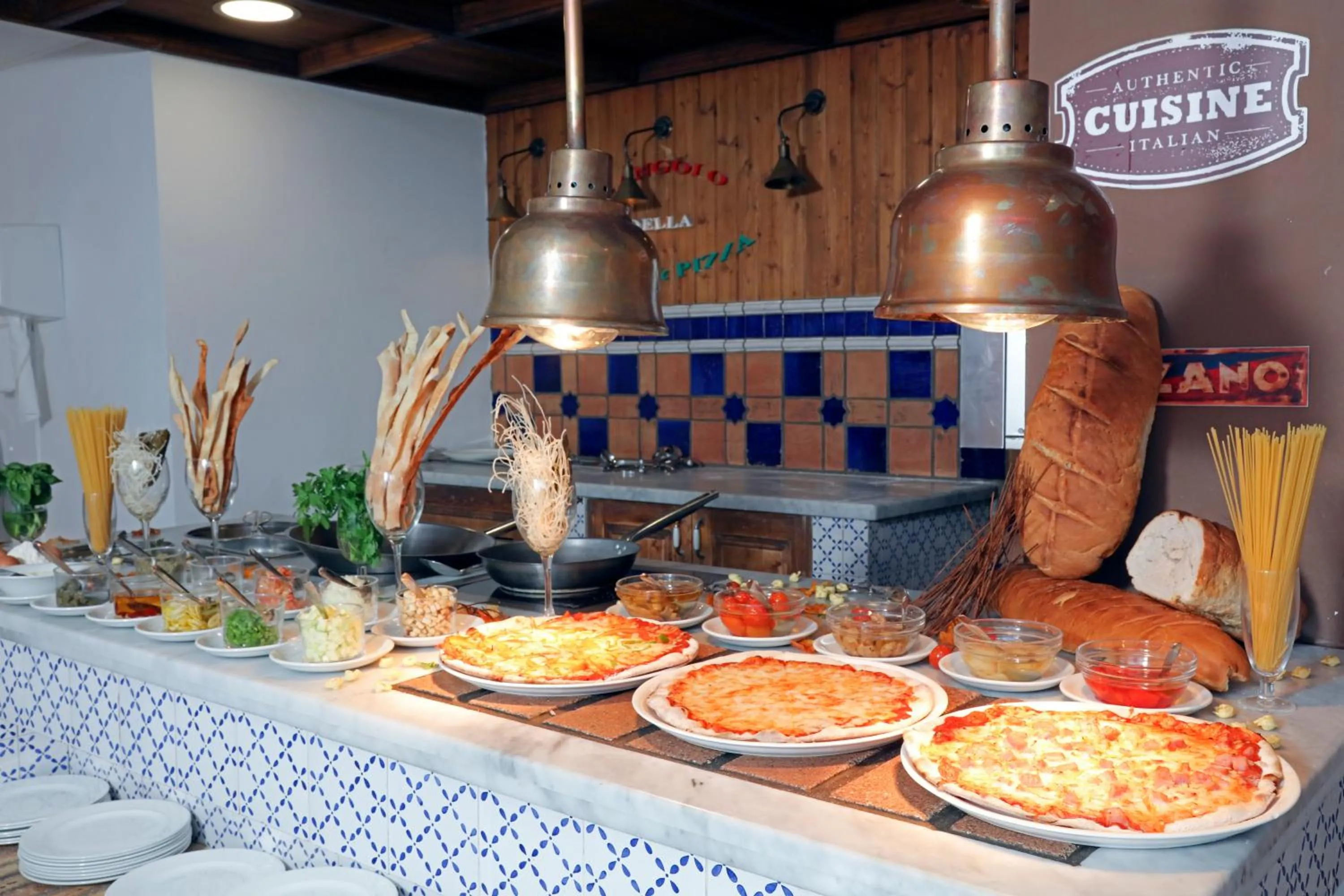 Restaurant/places to eat in Akeah Broncemar