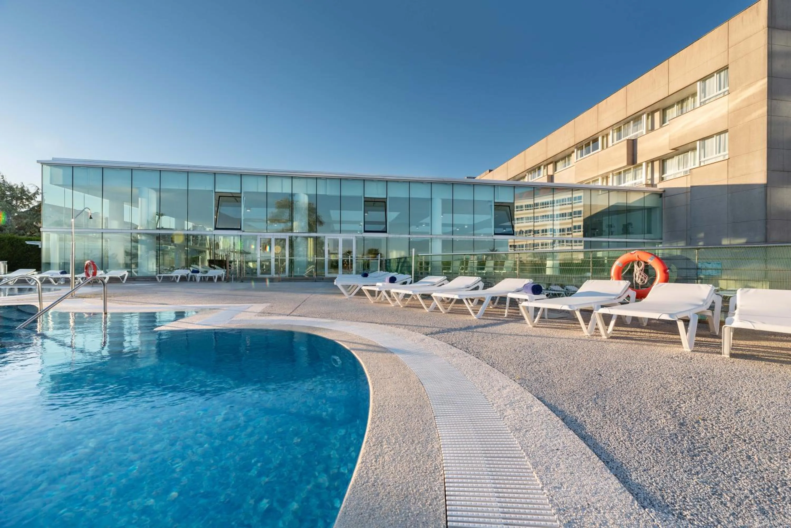 Swimming pool in Eurostars Isla de La Toja