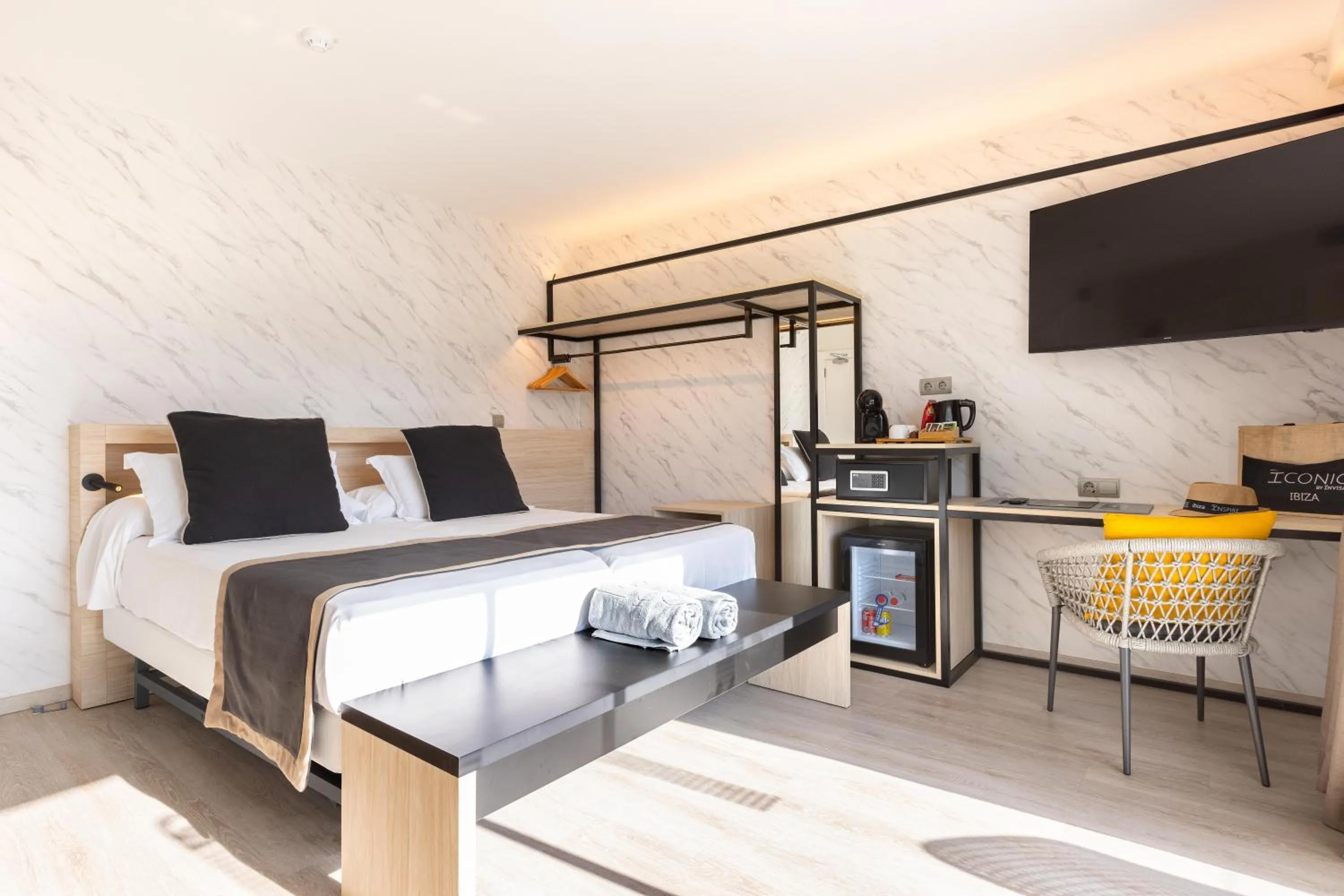 Photo of the whole room, Bed in Invisa Hotel Es Pla - Adults Only