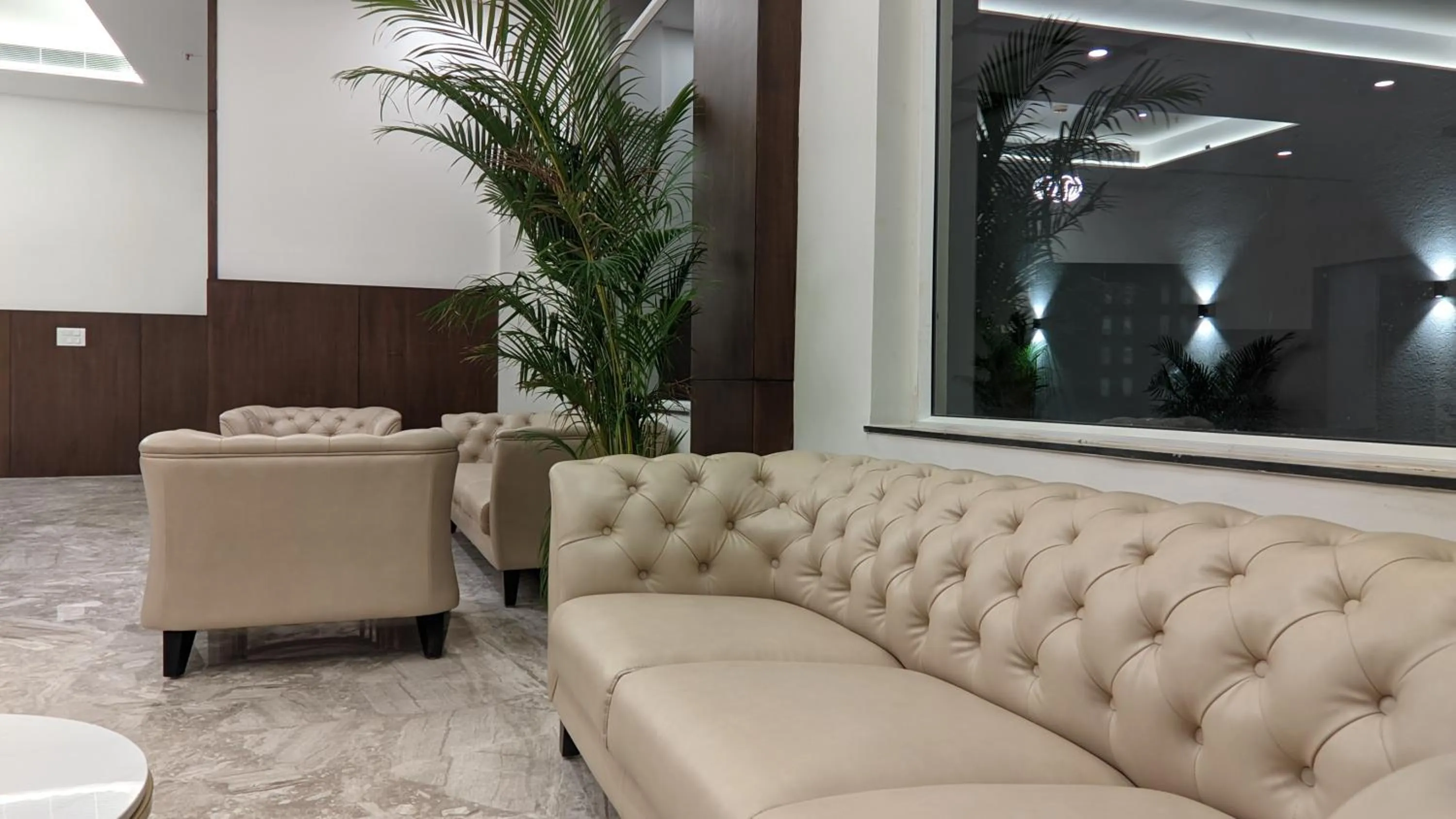 Seating area in Mayur Belgaum Presidency Hotel & Spa