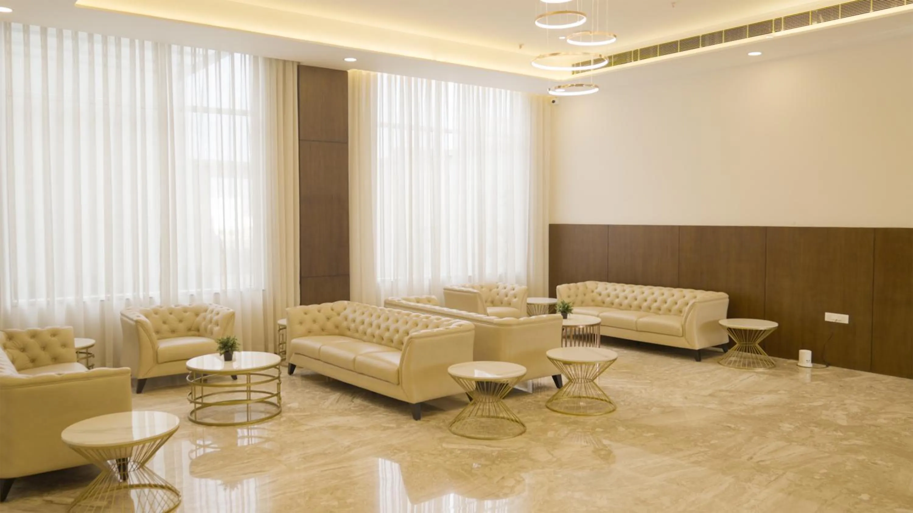Lobby or reception in Mayur Belgaum Presidency Hotel & Spa