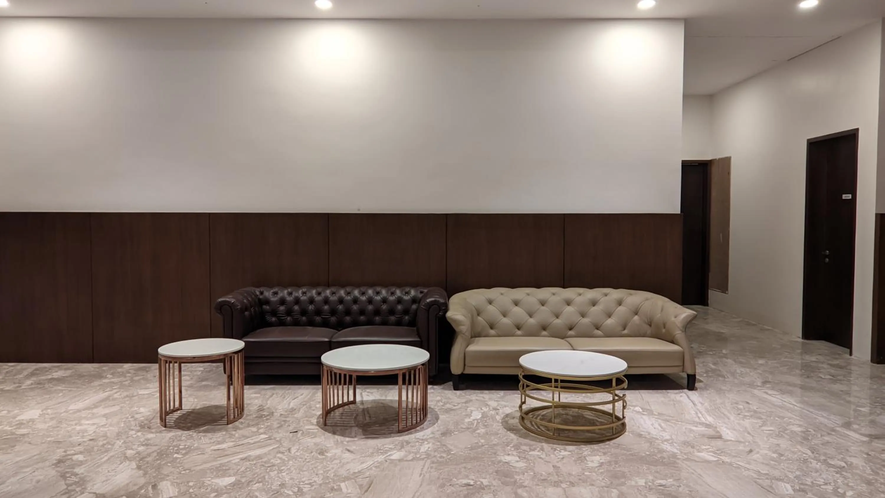 Seating area in Mayur Belgaum Presidency Hotel & Spa