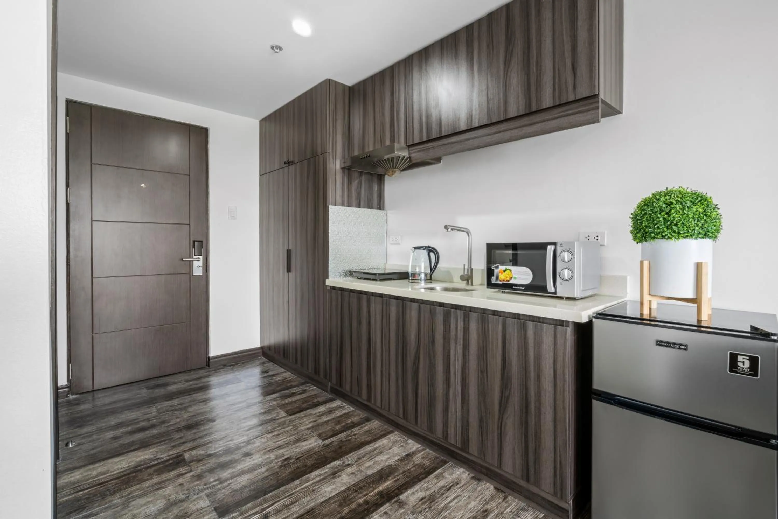 Kitchen or kitchenette in Espacio Hotel