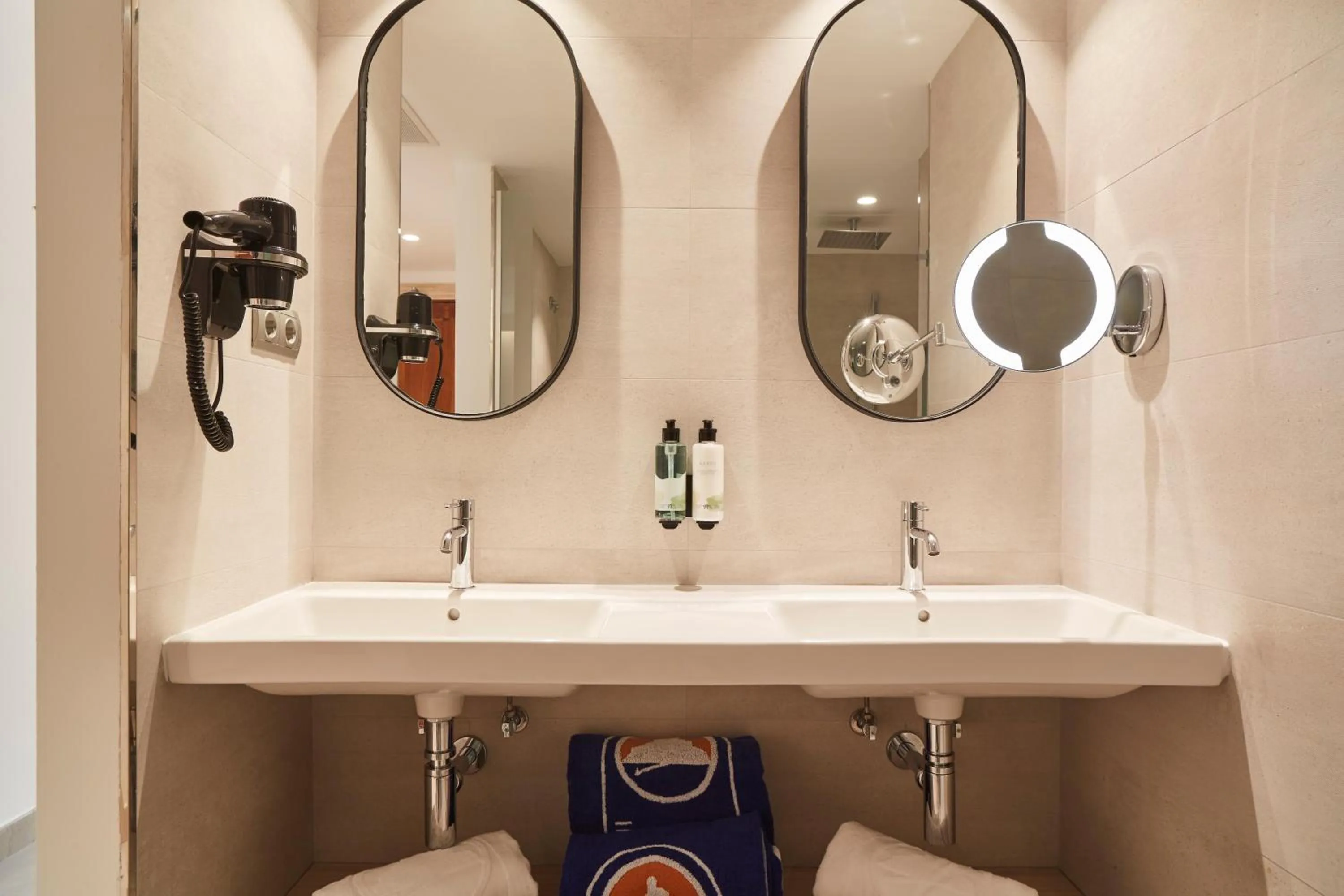 Bathroom in Invisa Hotel Club Cala Blanca