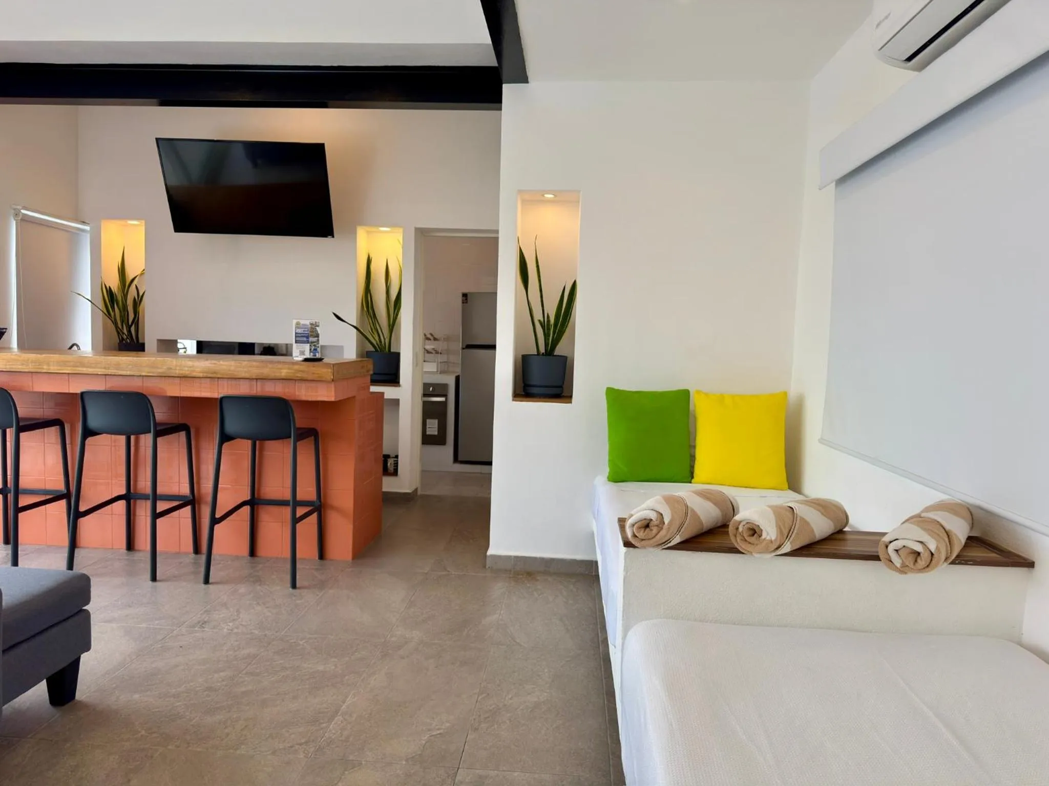 Bed in Papaya Condo Acapulco Diamante -Solo Adultos