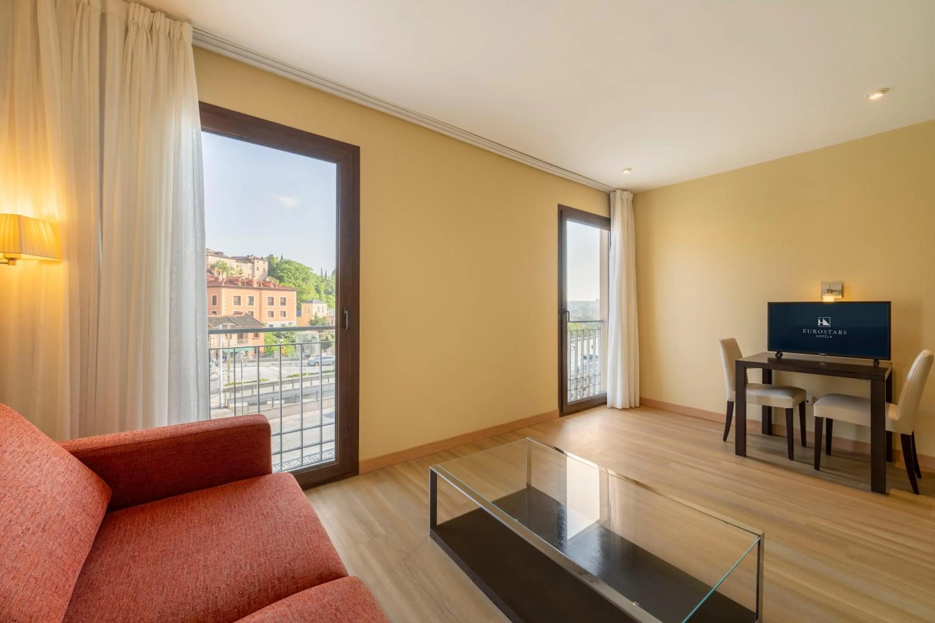 Seating area in Eurostars Plaza Acueducto