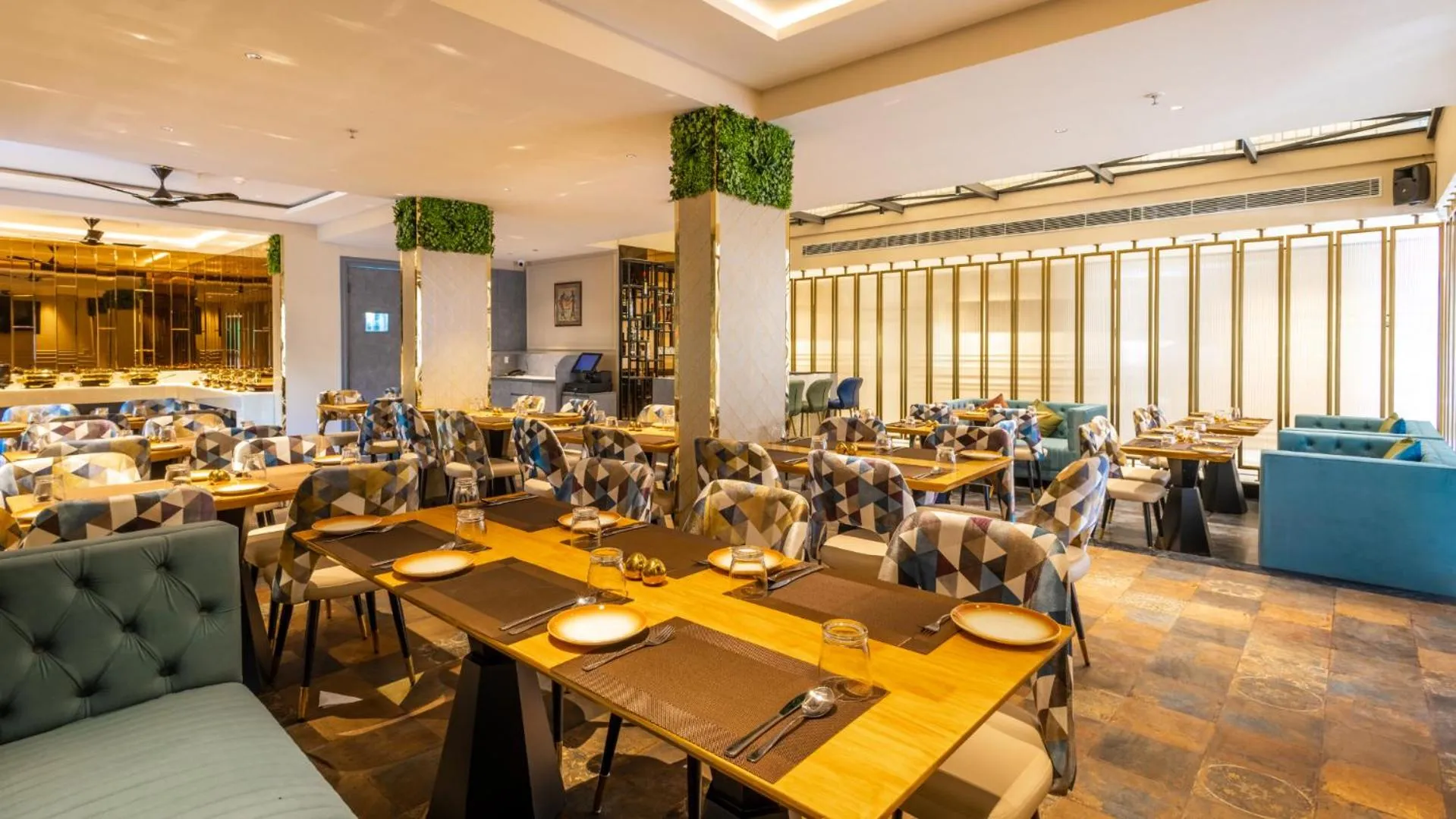 Restaurant/places to eat in Renest Calangute Goa