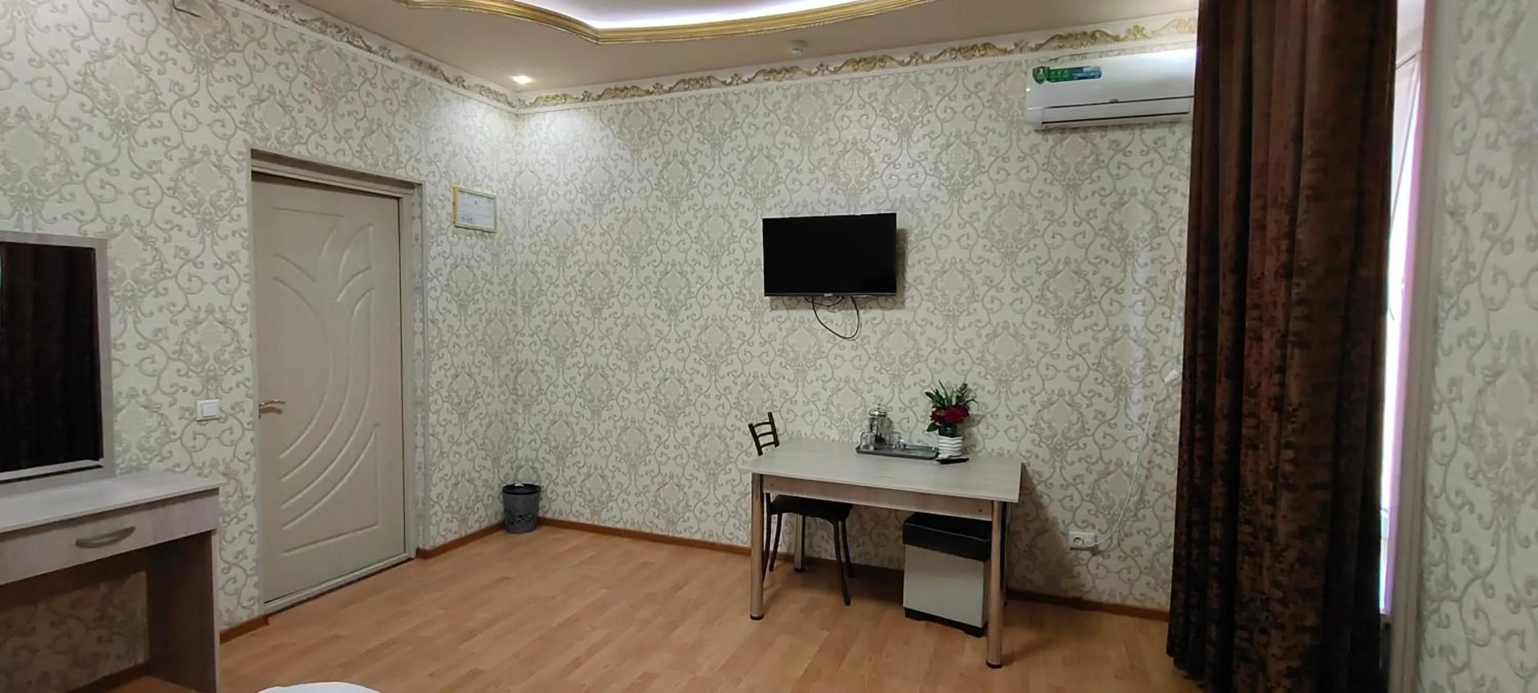 TV and multimedia in Diyora Hostel