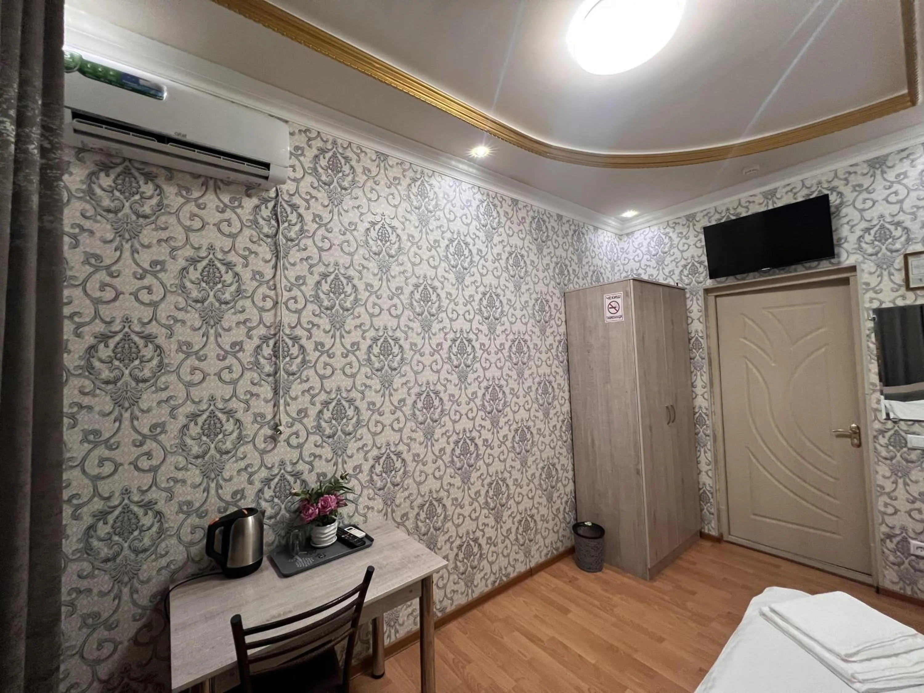 Bed in Diyora Hostel