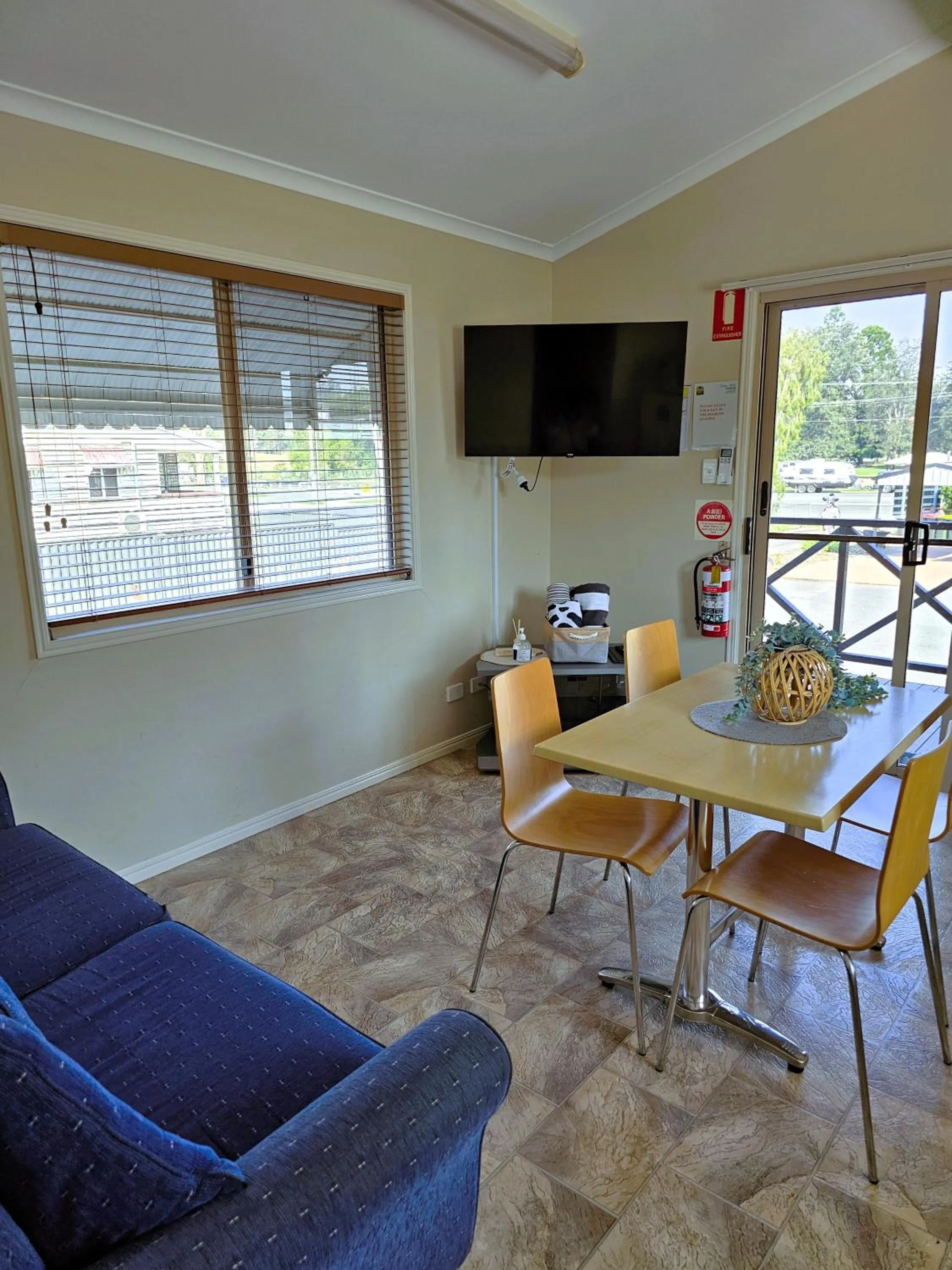 TV and multimedia in Kilcoy Motel