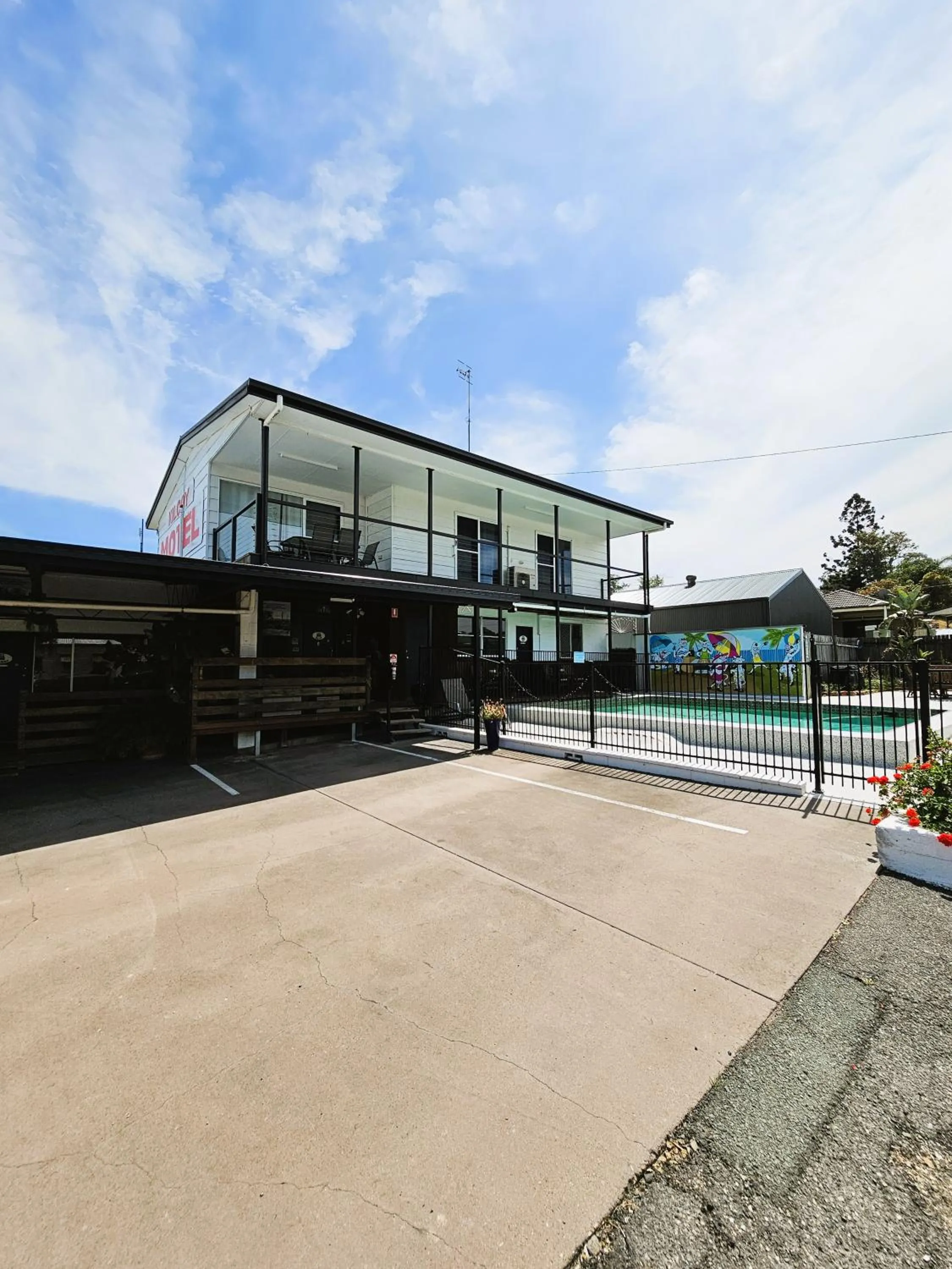 Property building in Kilcoy Motel