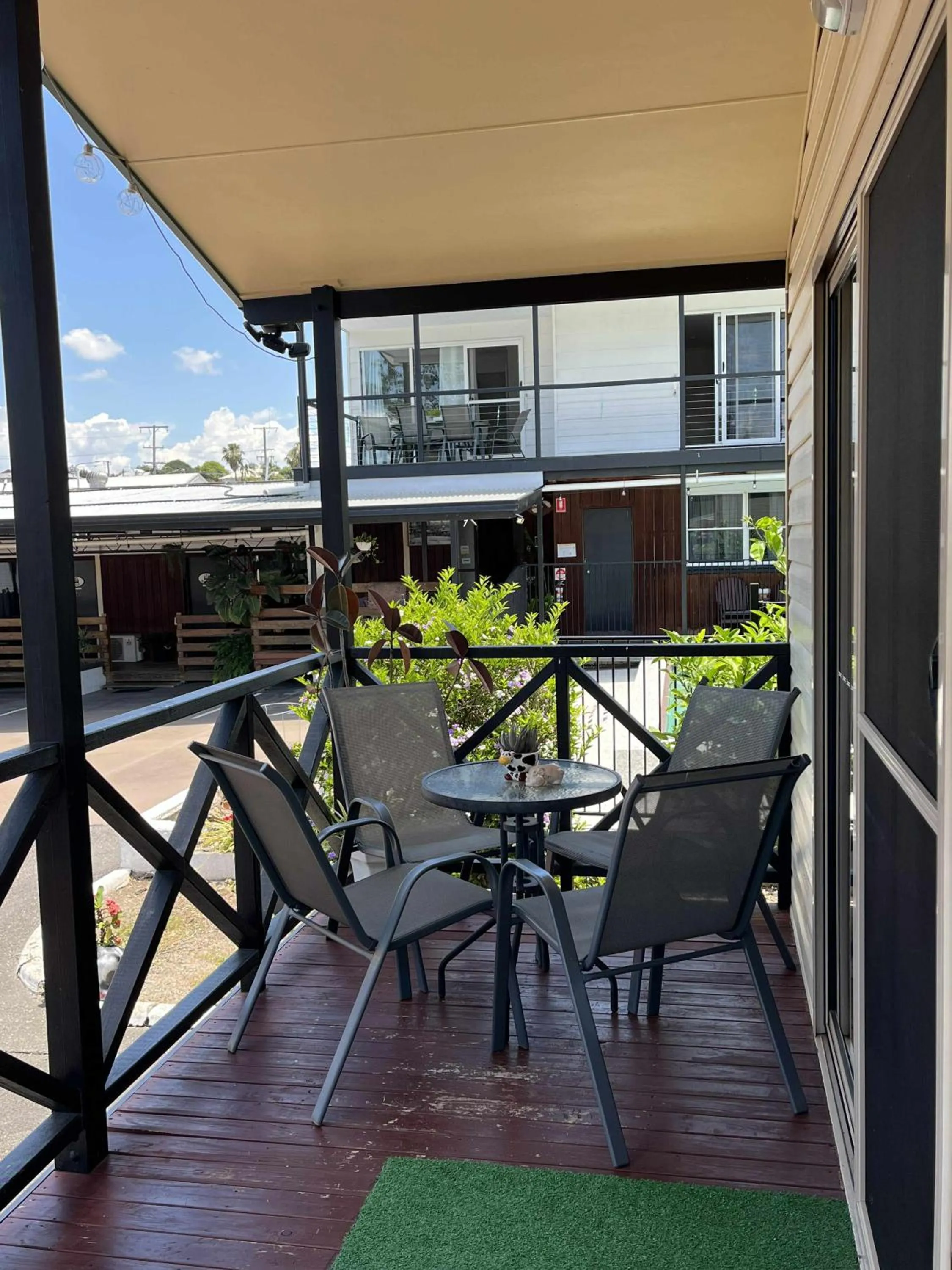 Seating area in Kilcoy Motel