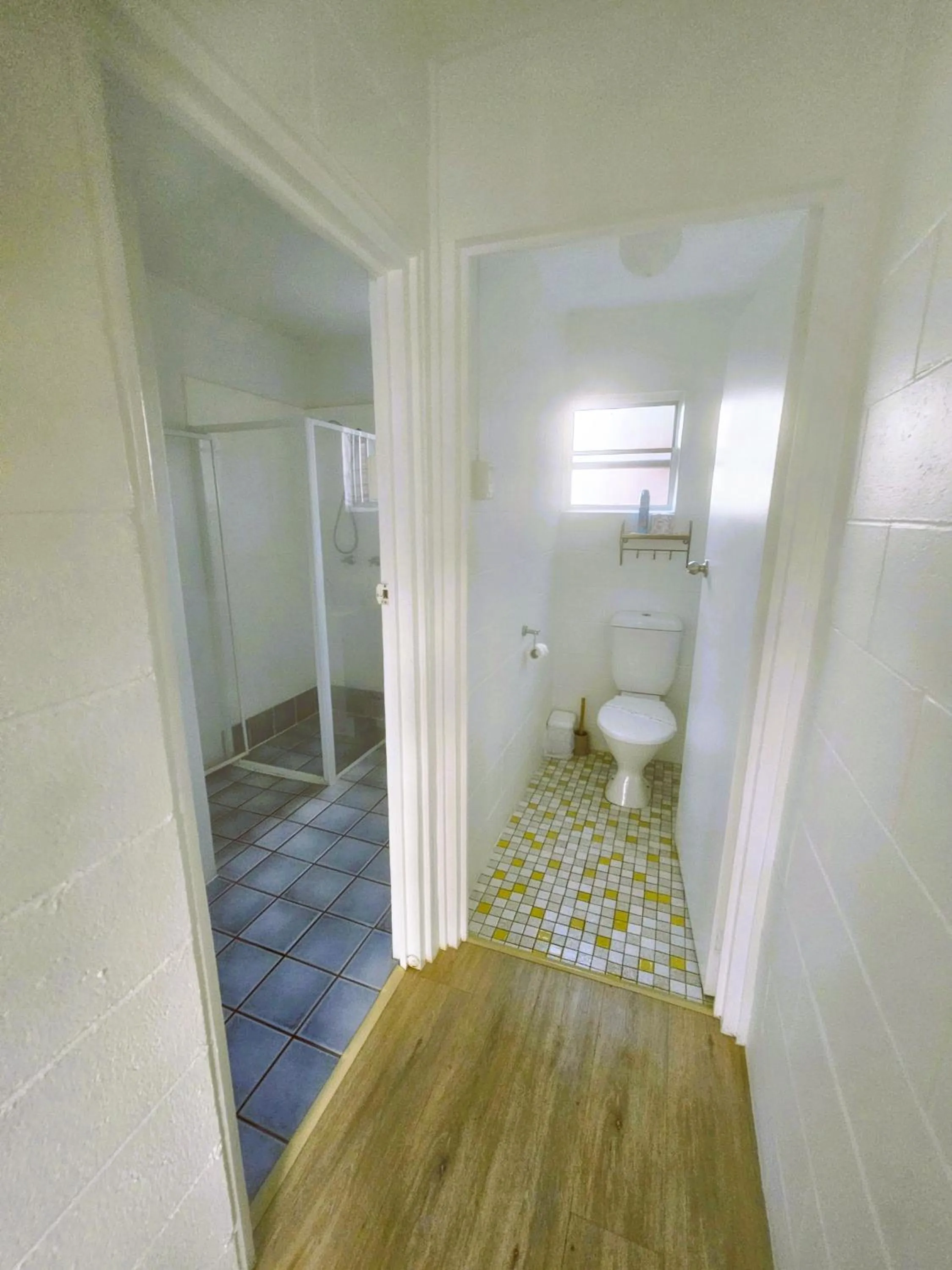 Shower in Kilcoy Motel