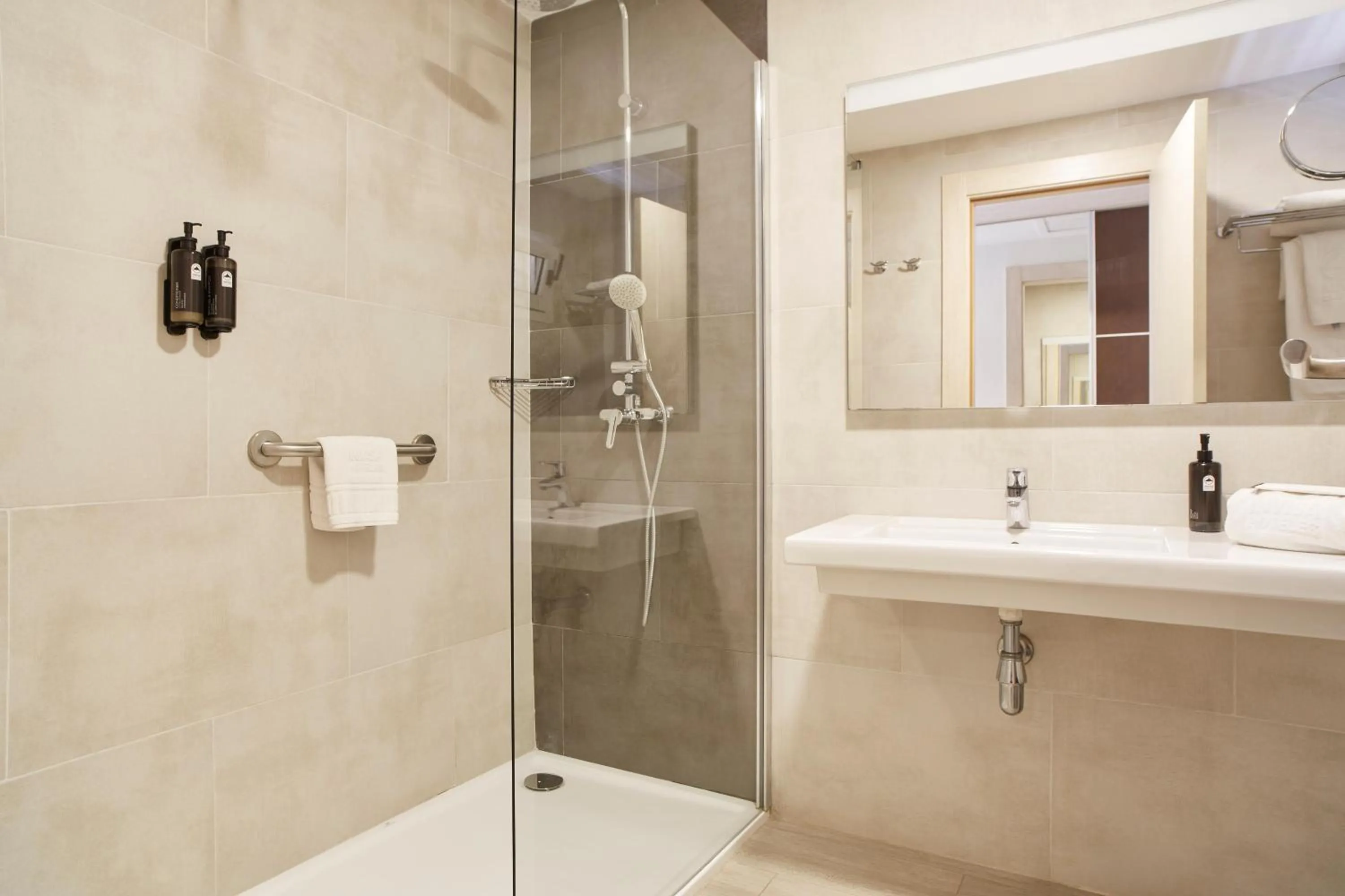 Bathroom in Invisa Hotel Club Cala Verde