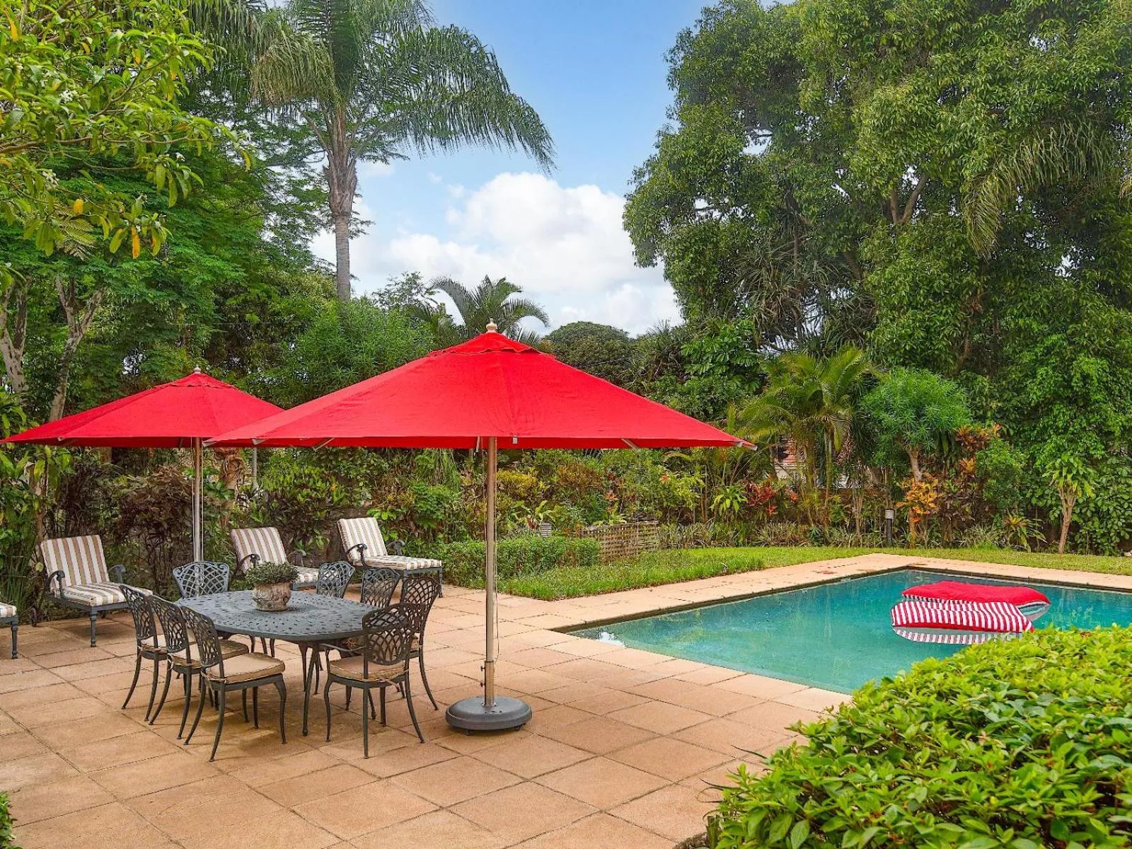 Swimming pool in Isoyi On The Mill