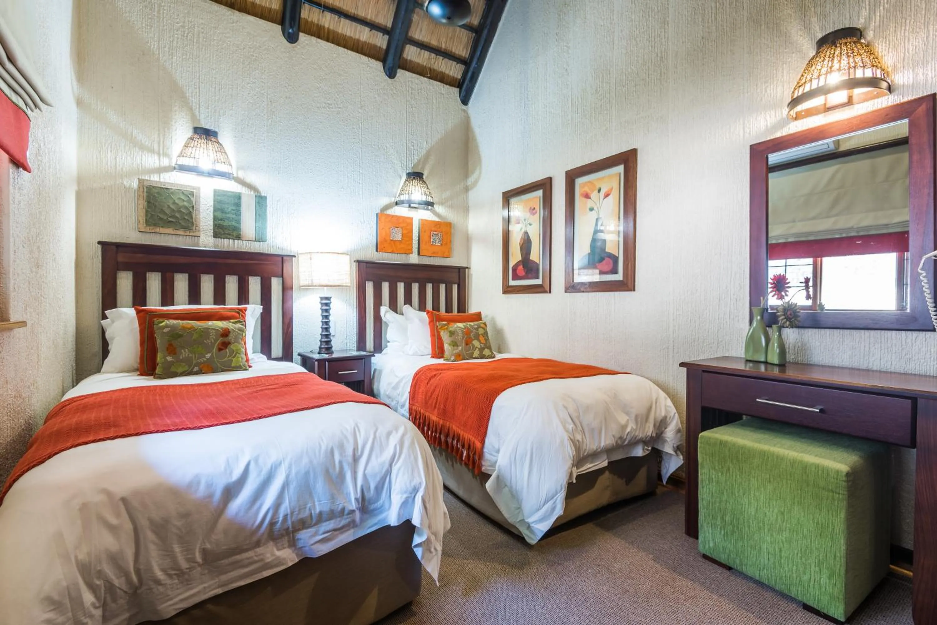 Bedroom, Bed in Kruger Park Lodge Unit No 521 with Private Pool