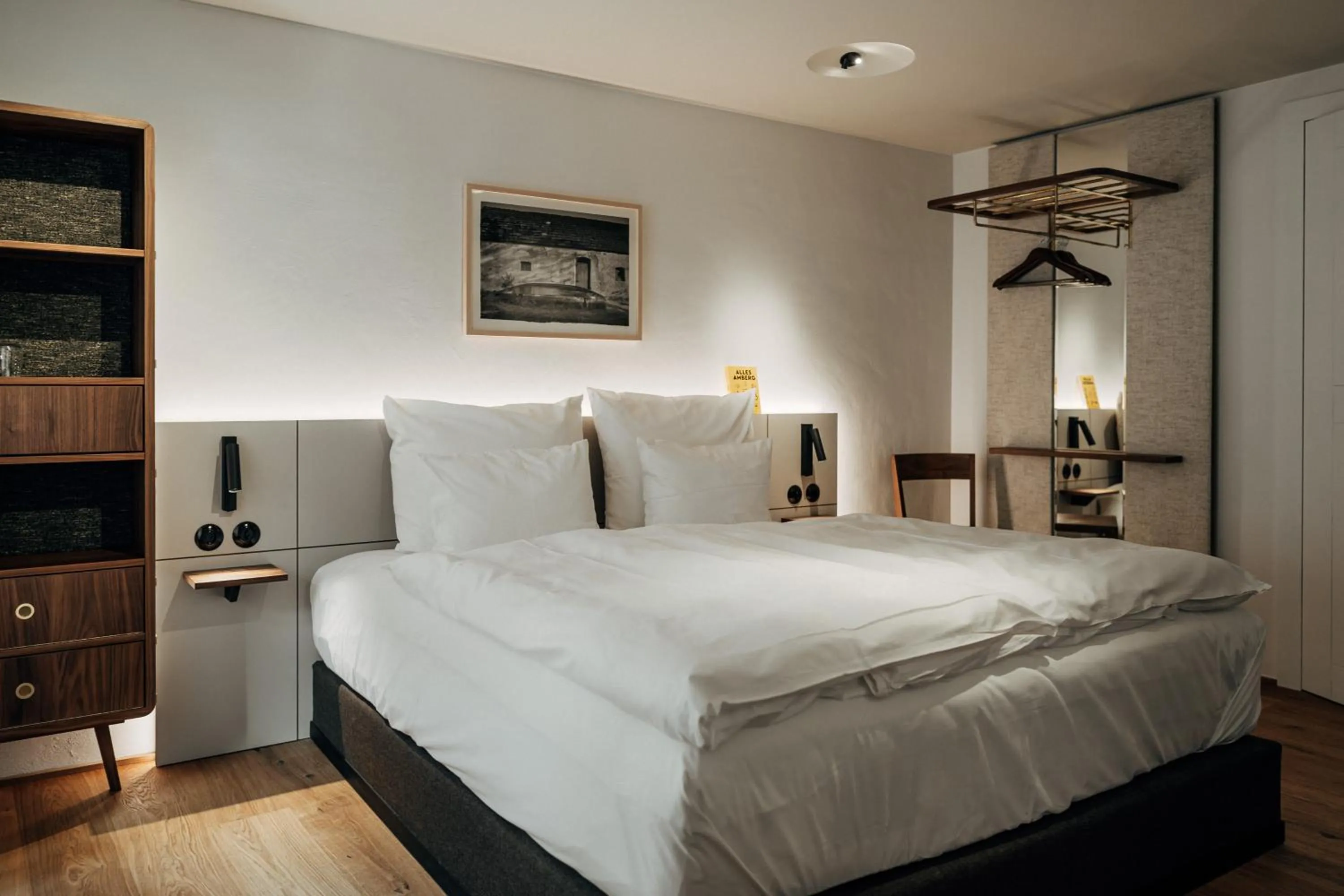 Photo of the whole room, Bed in Bootshaus Amberg