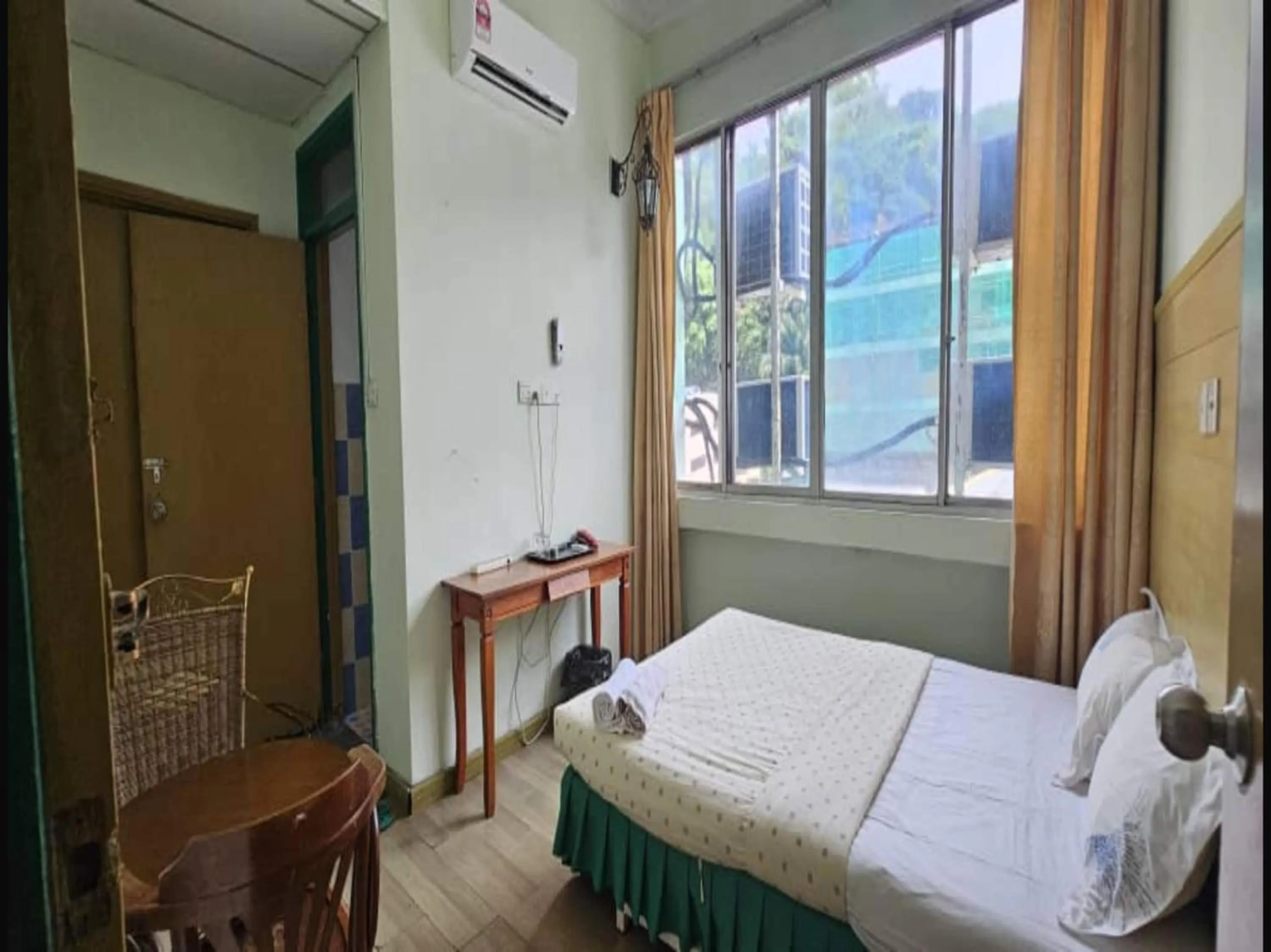 Bedroom, Bed in Hotel O Sianglory Inn