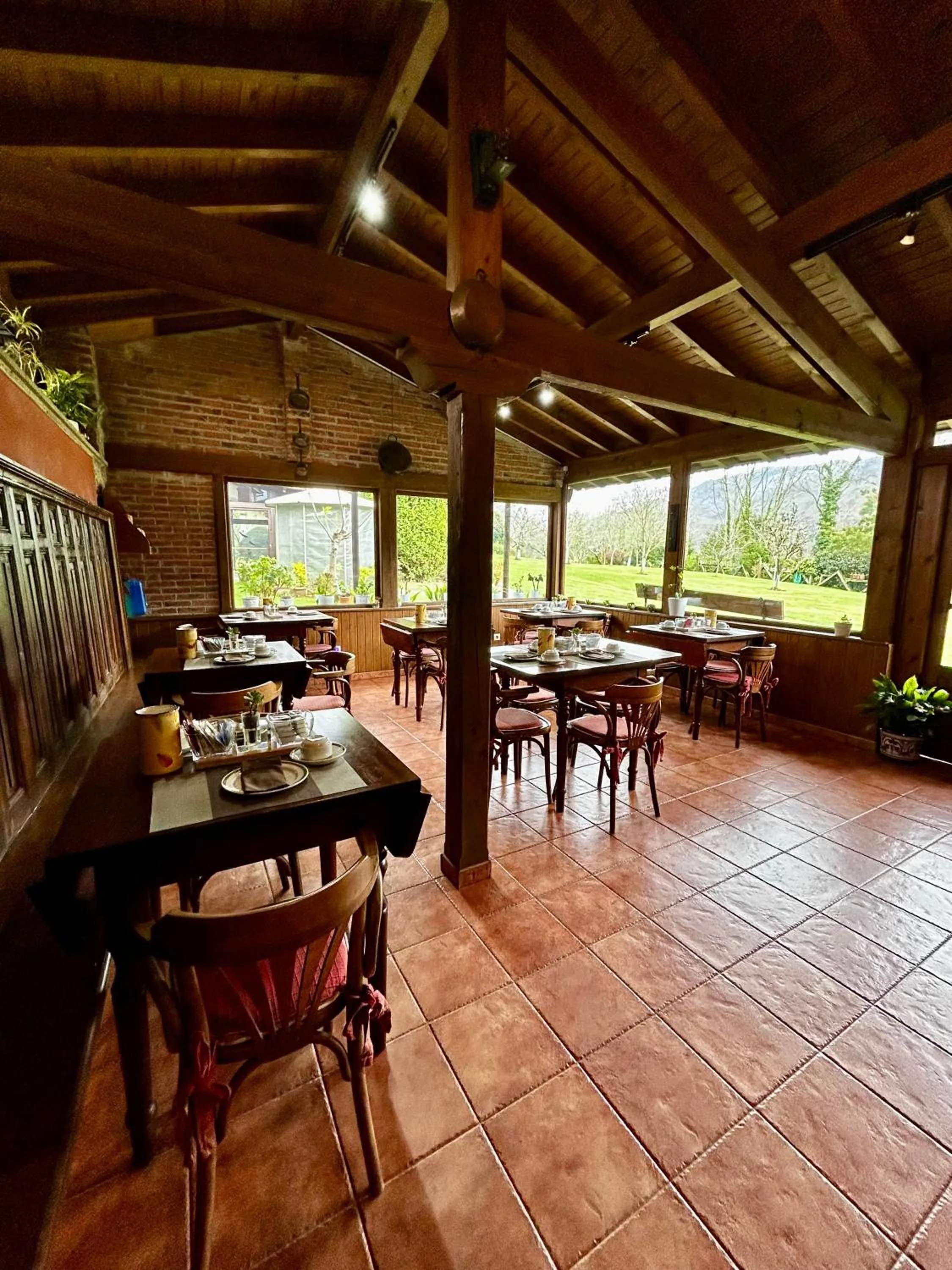 Breakfast in Hotel La Arquera