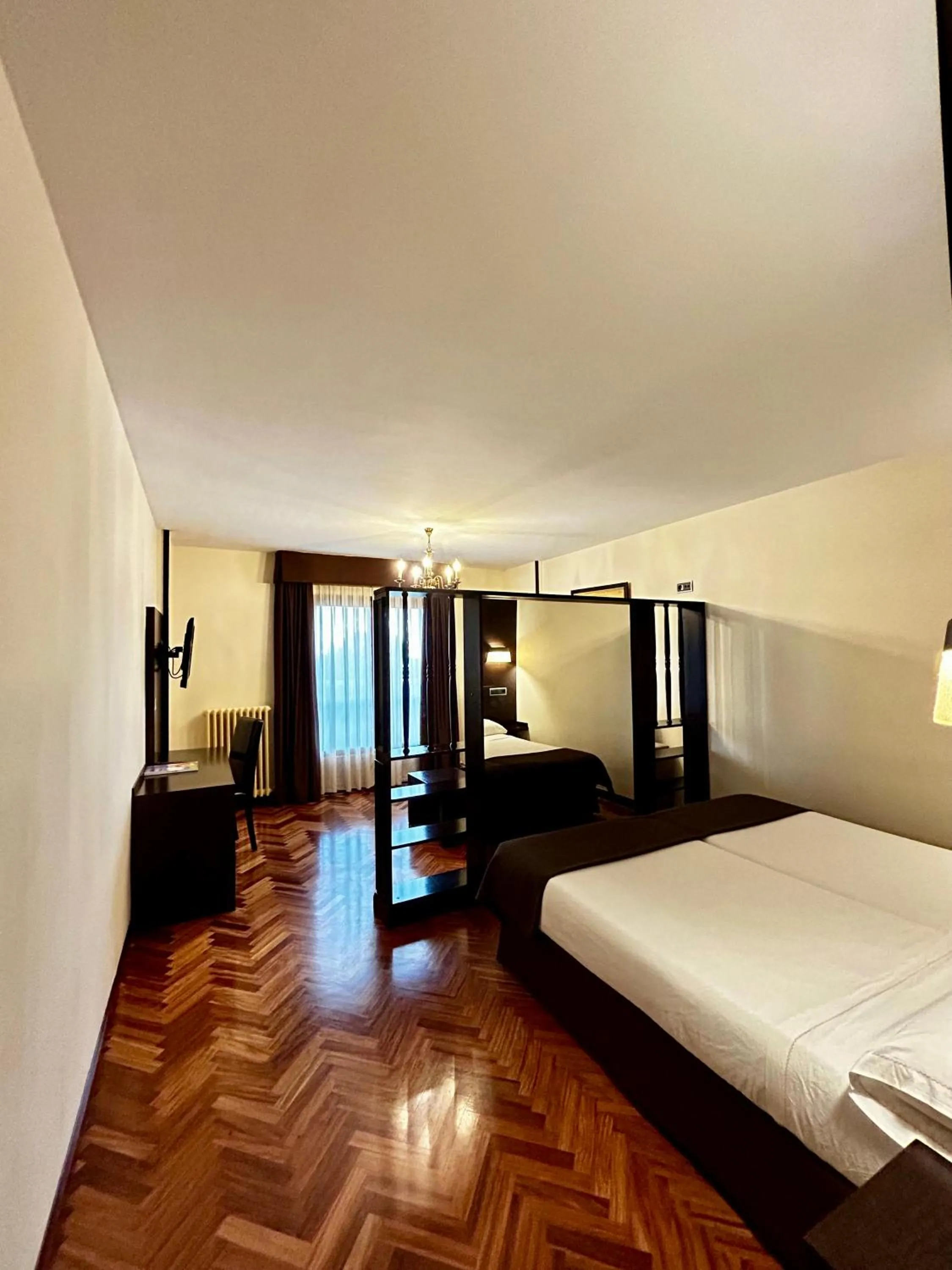 Photo of the whole room in Hotel La Arquera