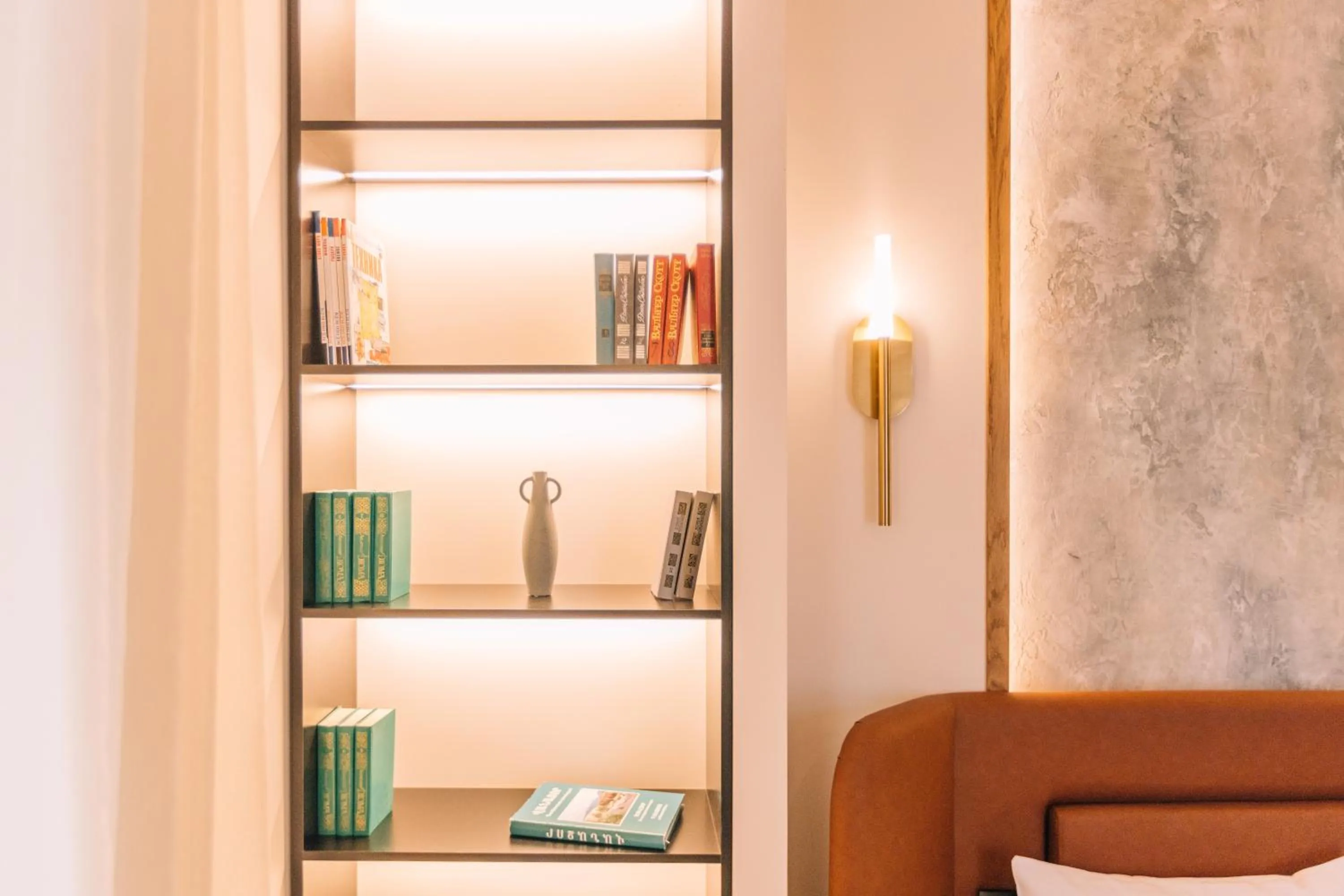 Library in Forest 1961 Boutique Hotel & Restaurant