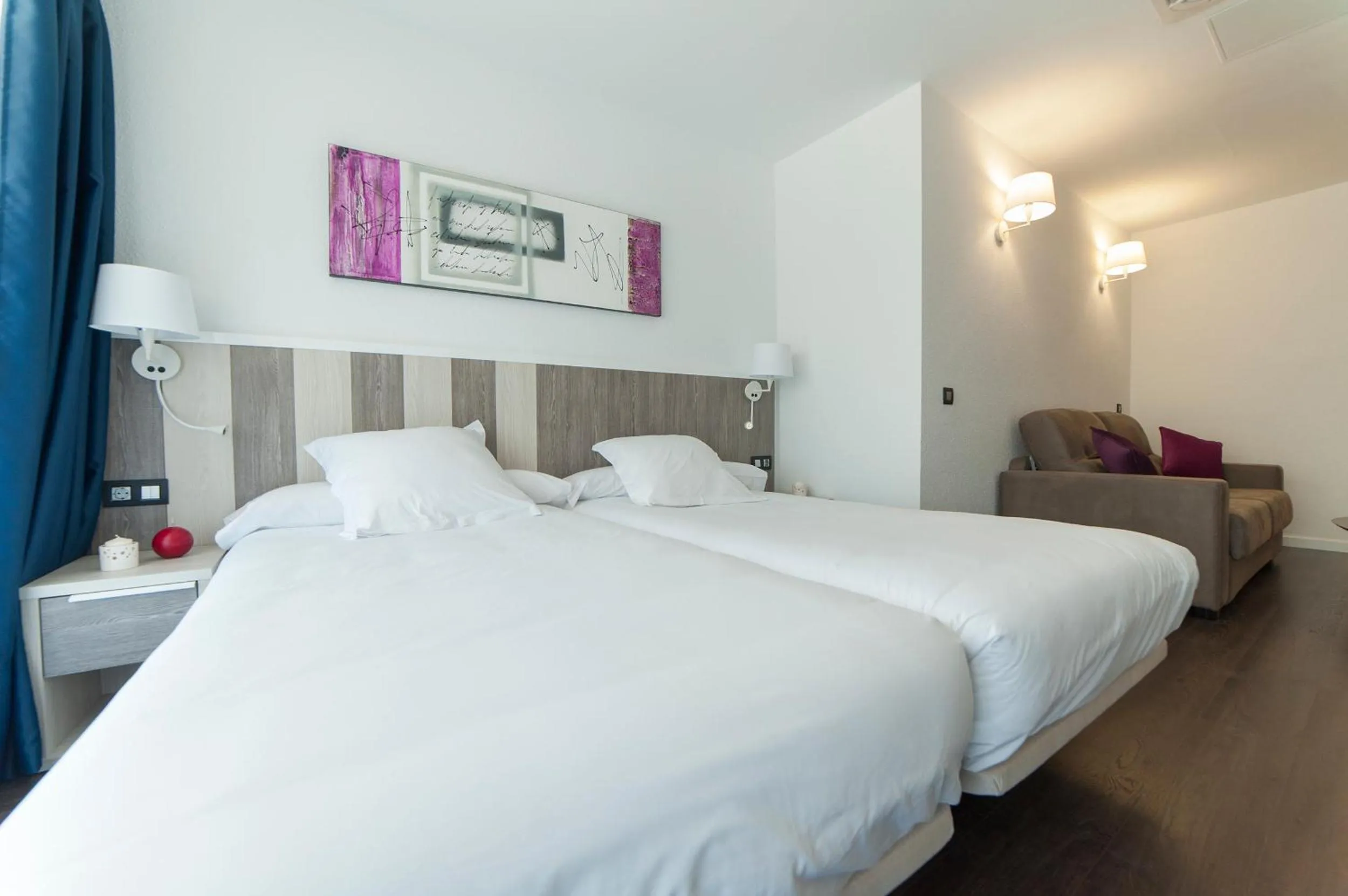 Photo of the whole room, Bed in Hotel La Palma de Llanes