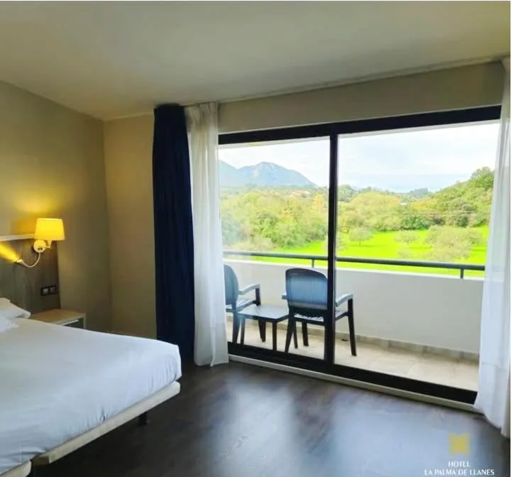 Natural landscape, Bed in Hotel La Palma de Llanes