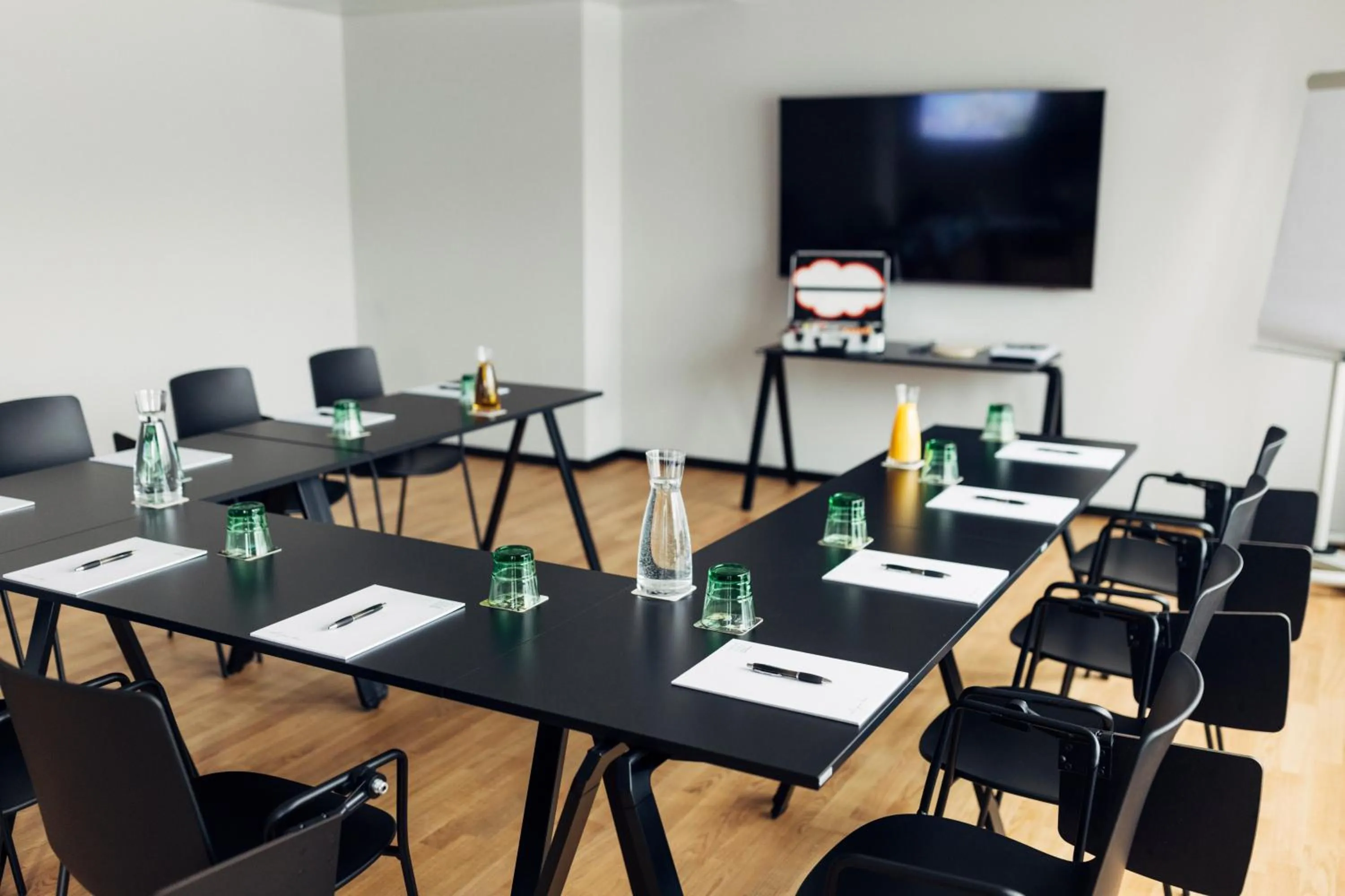 Meeting/conference room in harry's home Villach hotel & apartments