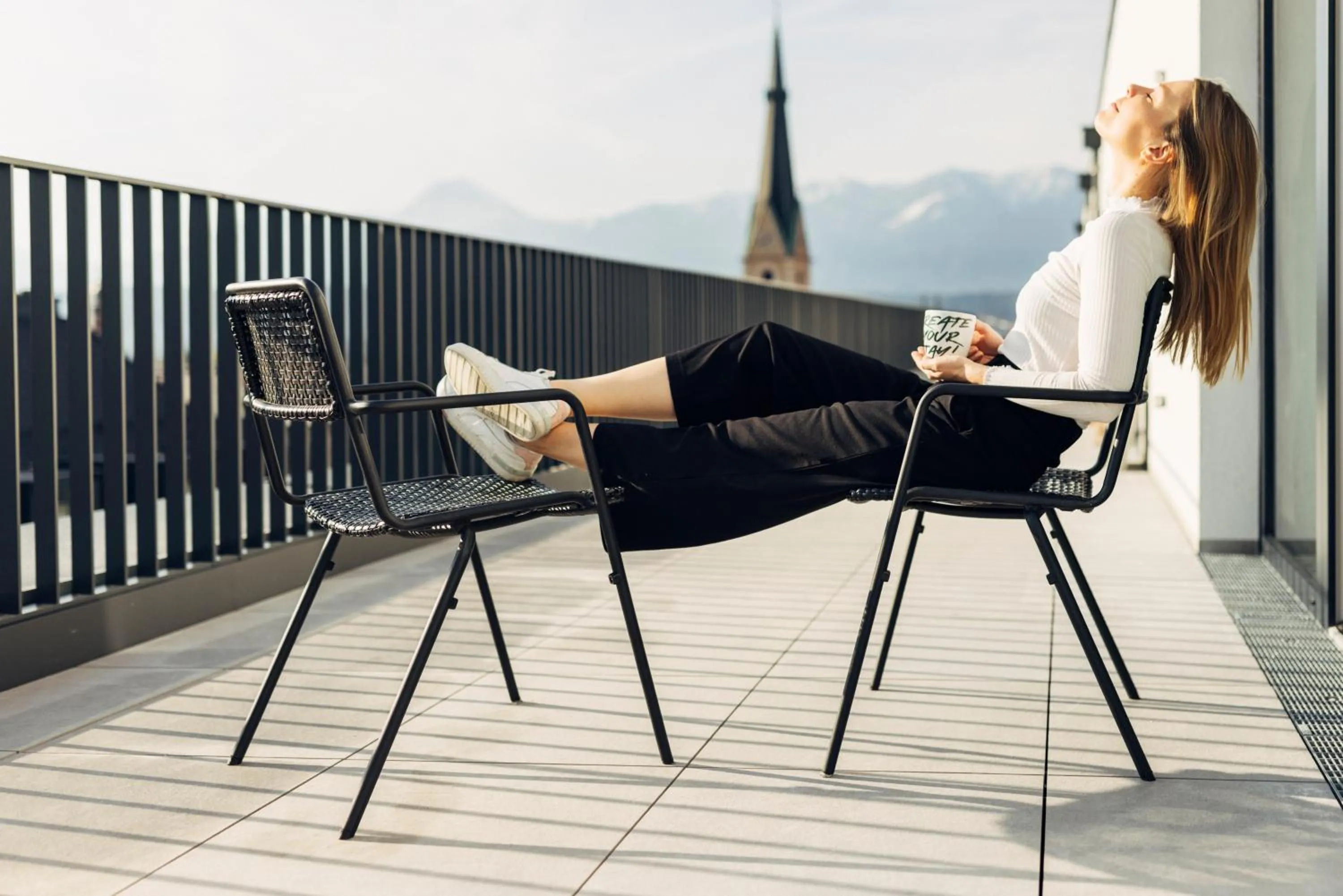 Balcony/Terrace in harry's home Villach hotel & apartments
