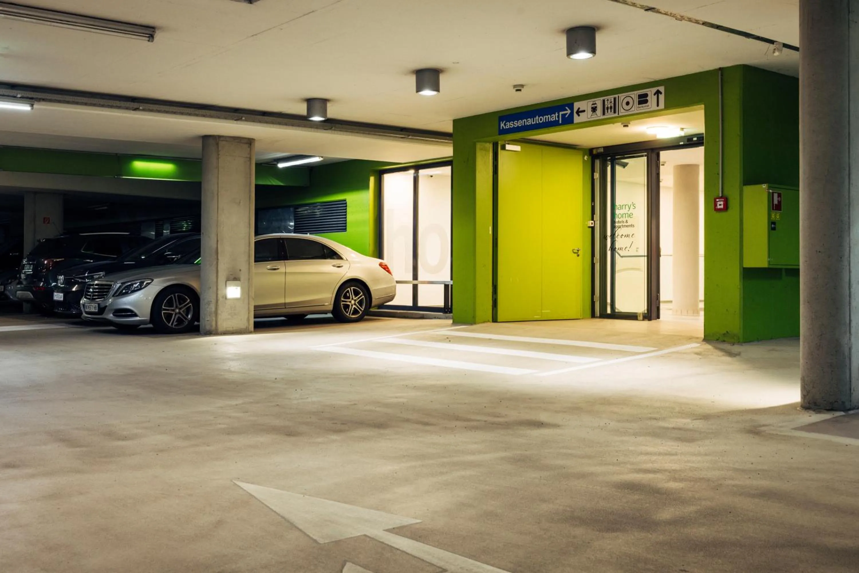 Parking in harry's home Villach hotel & apartments