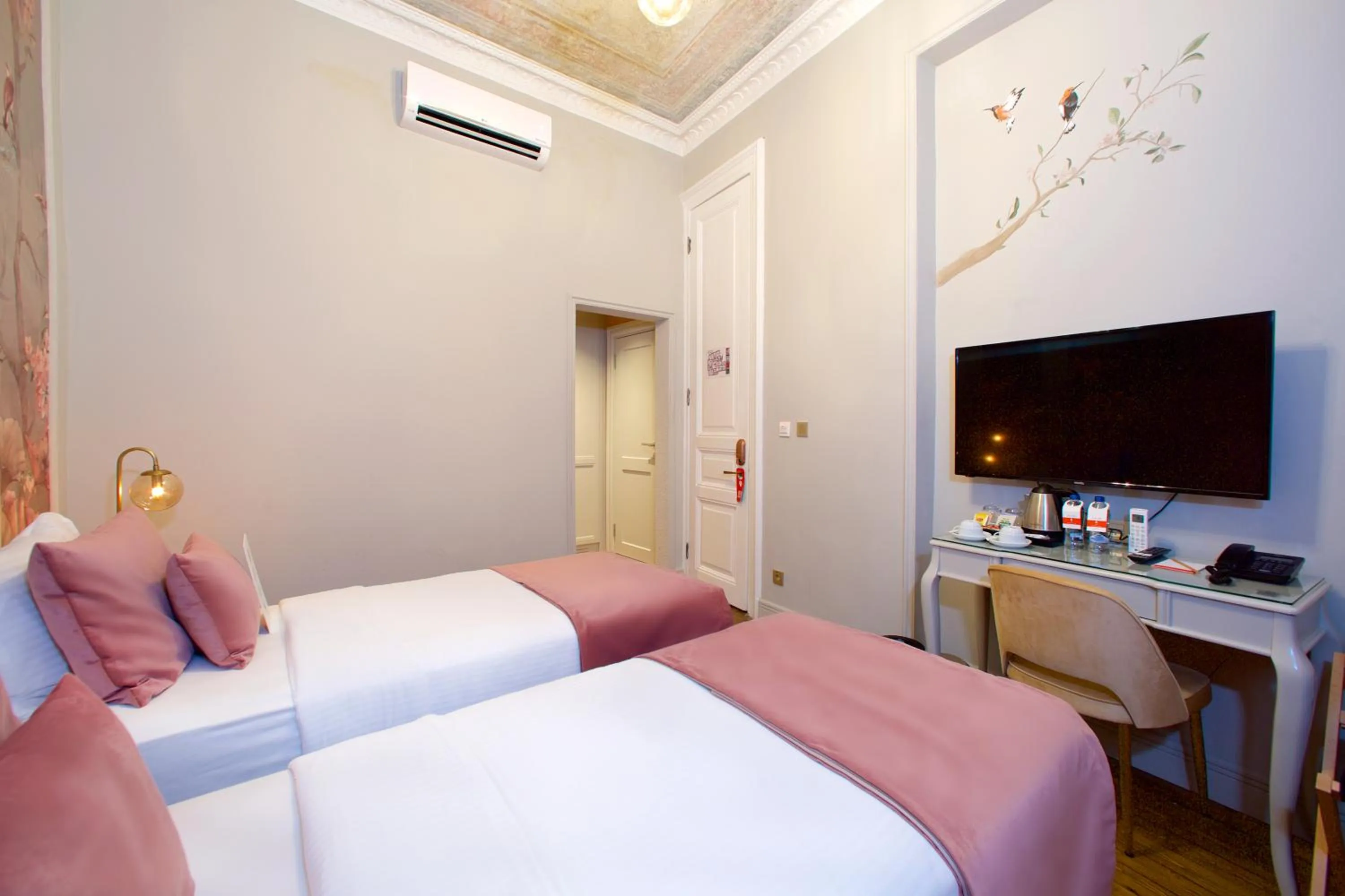 Bed in Ayramin Exclusive Hotel - Special Category