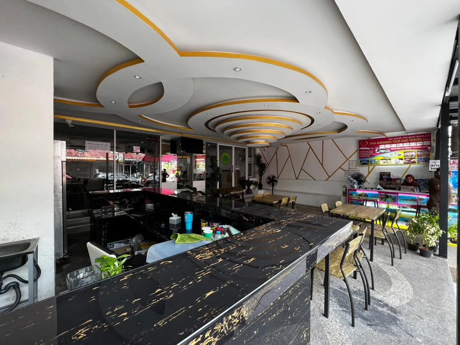 Restaurant/places to eat in Royal Vista Patong