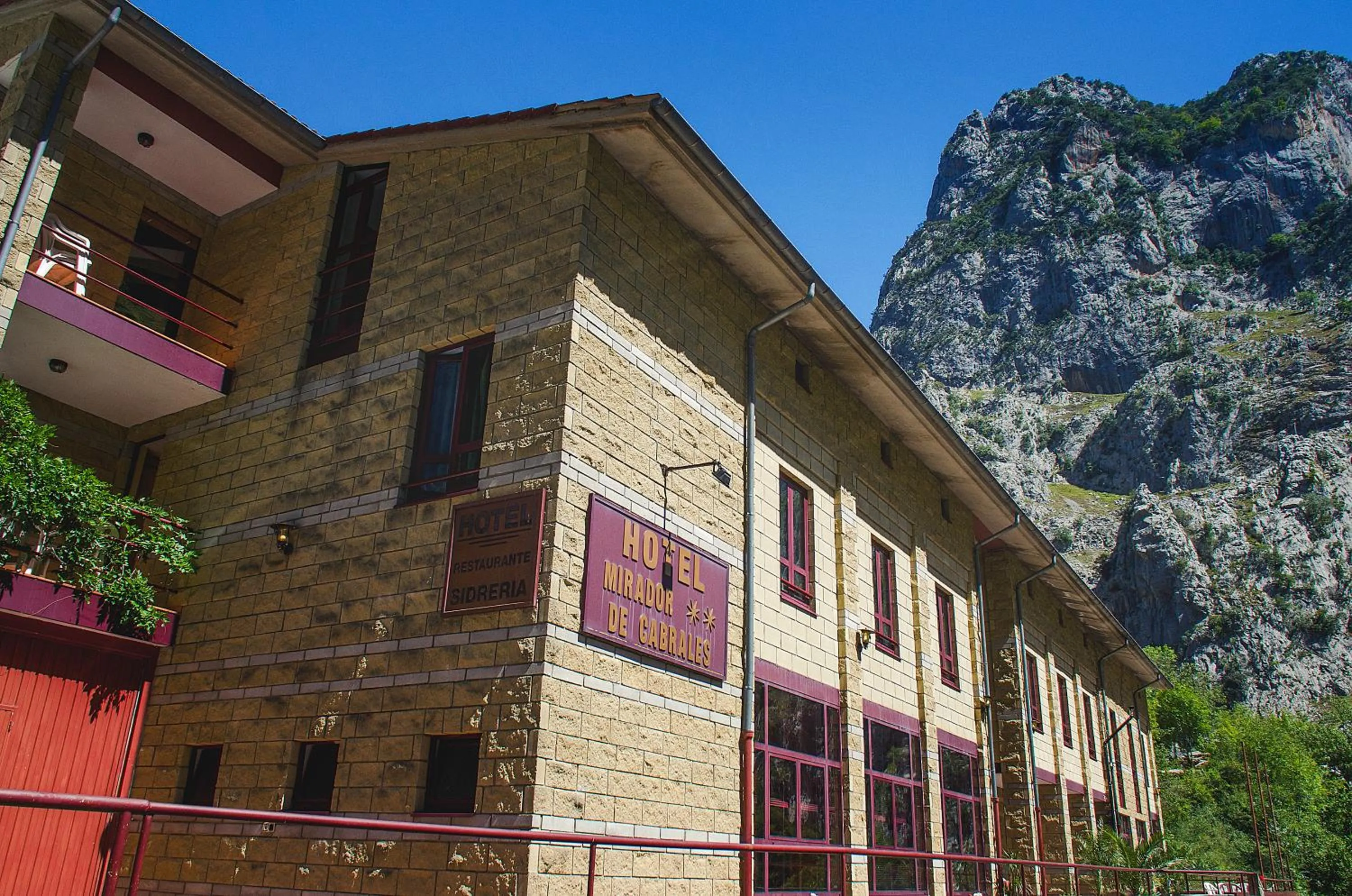 Property building in Arcea Mirador de Cabrales