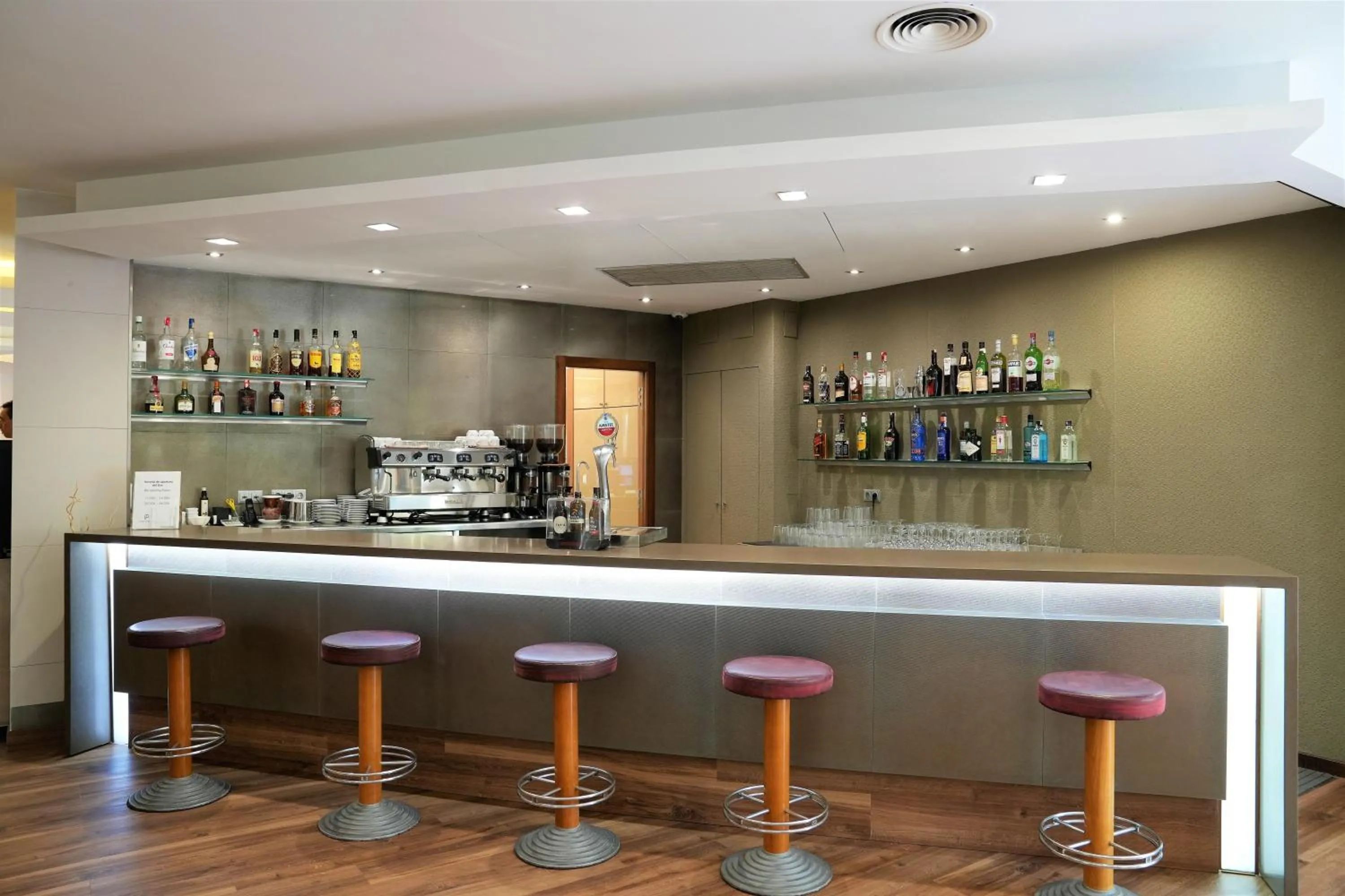 Lounge or bar in Port Feria Valencia